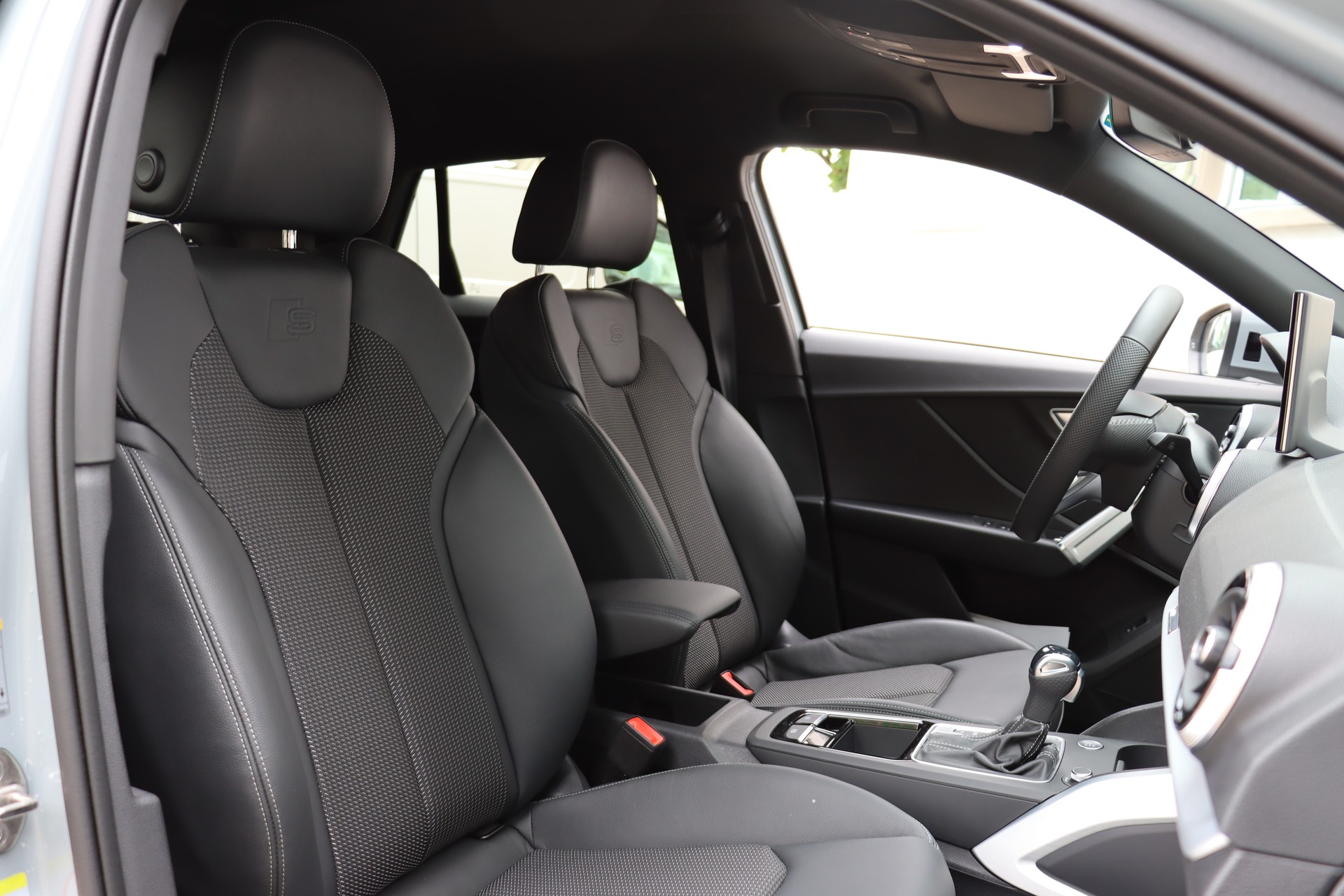 AUDI Q2 35 TFSI advanced S-tronic-image-7