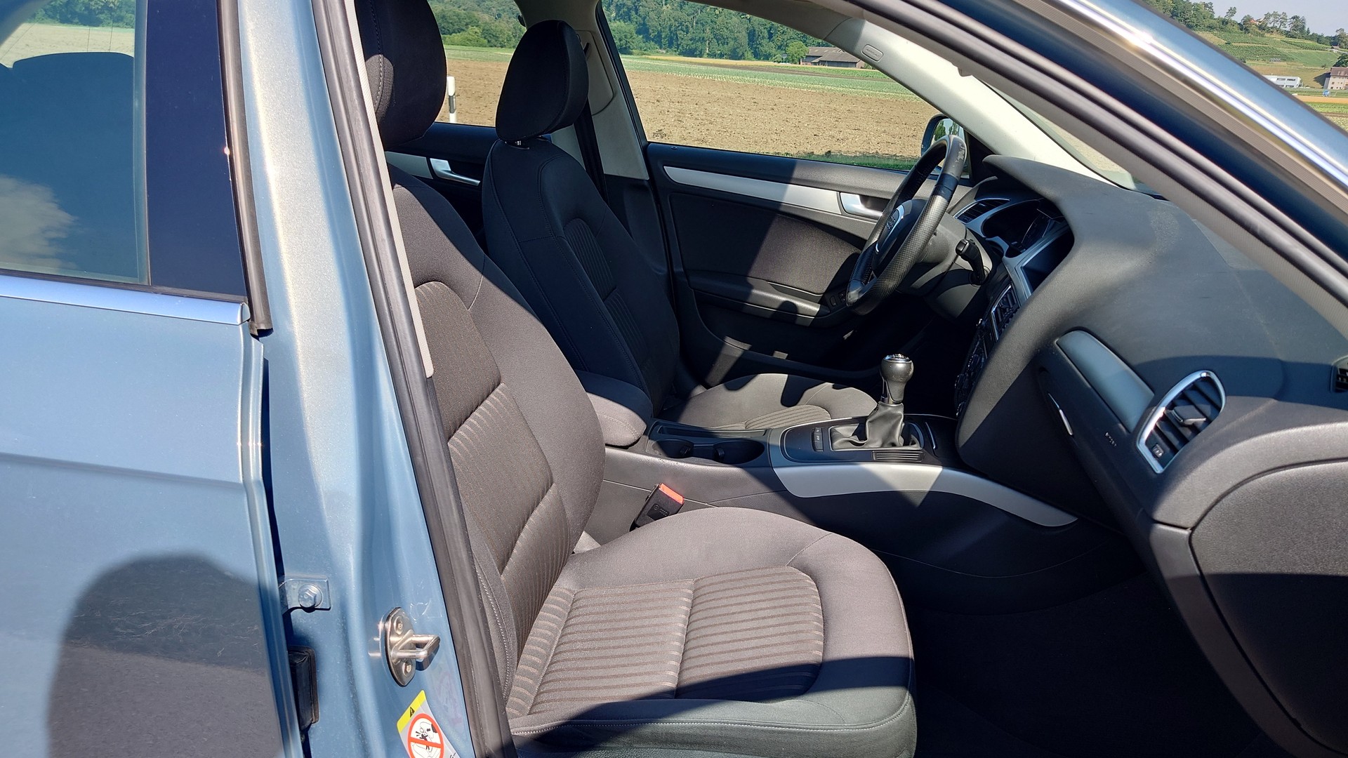 AUDI A4 Avant 1.8 TFSI-image-13