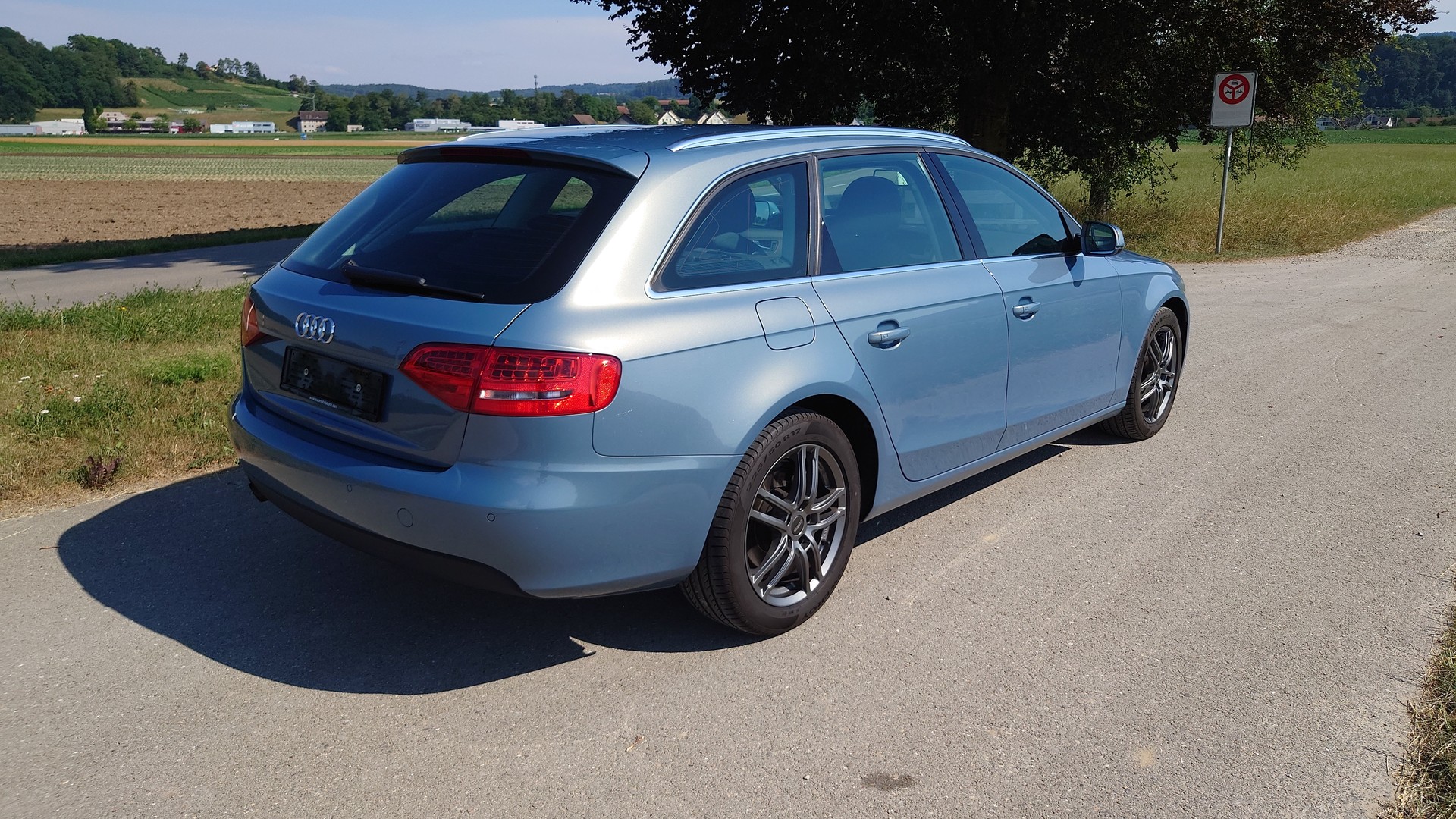 AUDI A4 Avant 1.8 TFSI-image-5