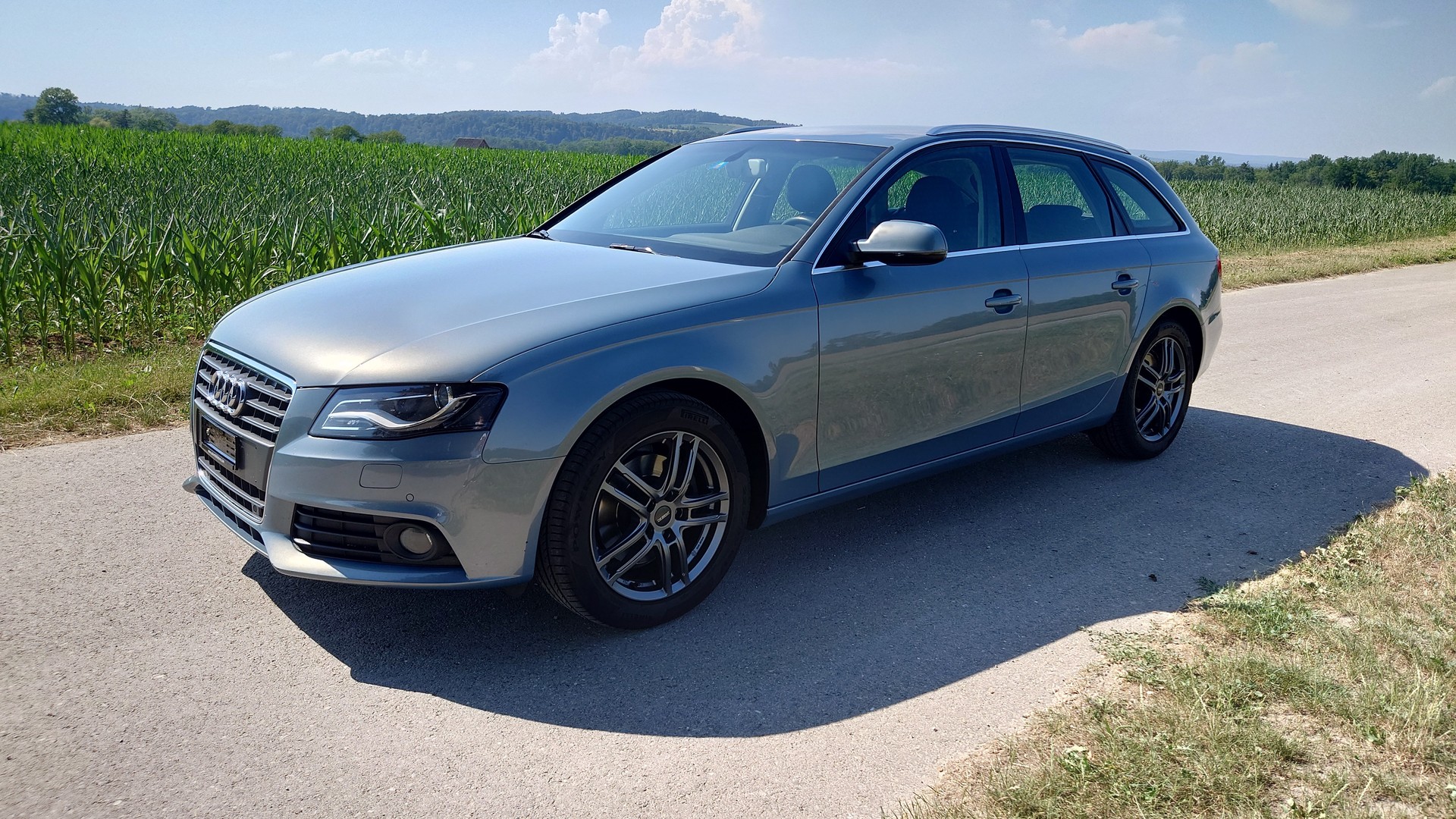 AUDI A4 Avant 1.8 TFSI-image-0