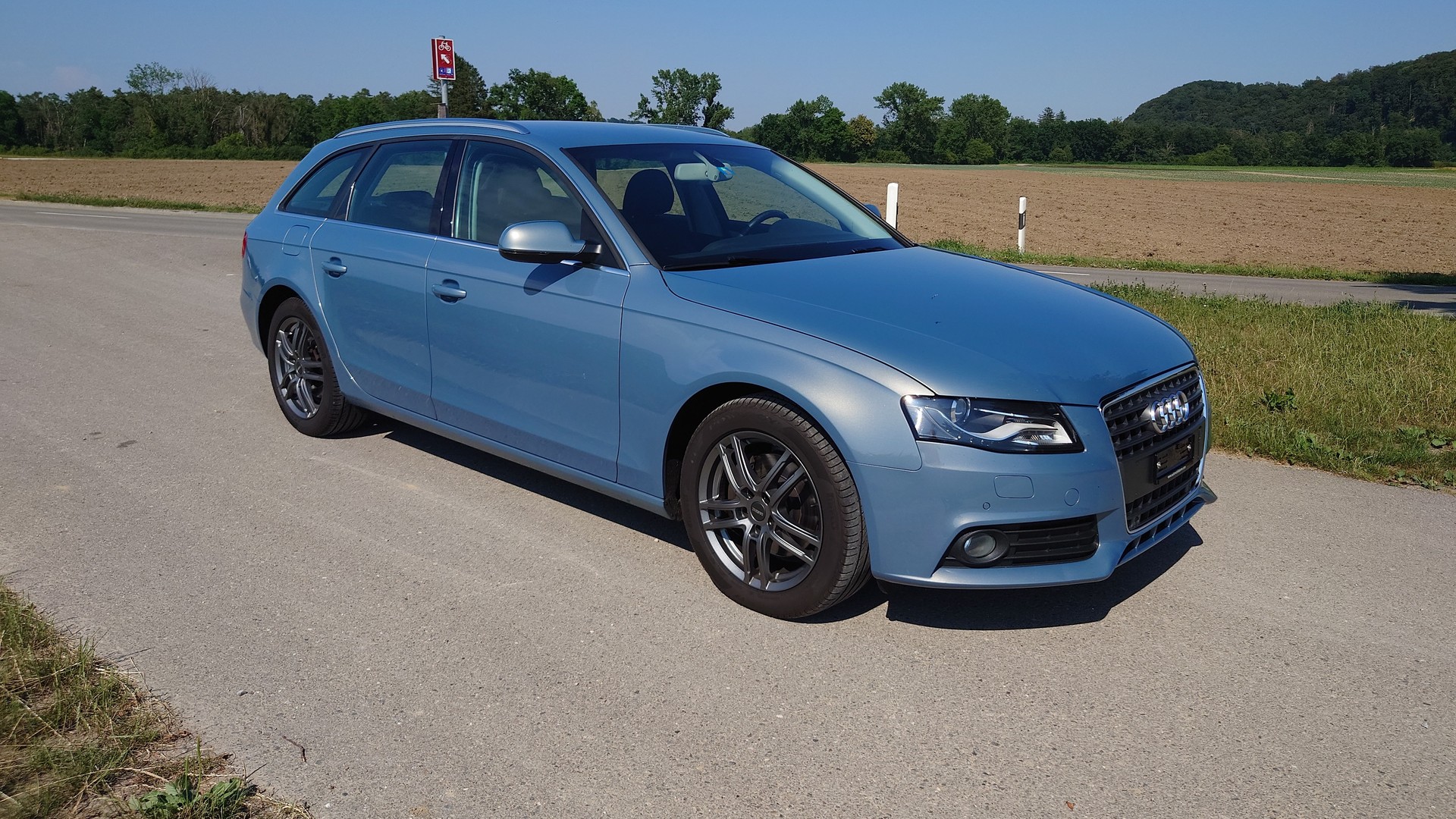 AUDI A4 Avant 1.8 TFSI-image-7
