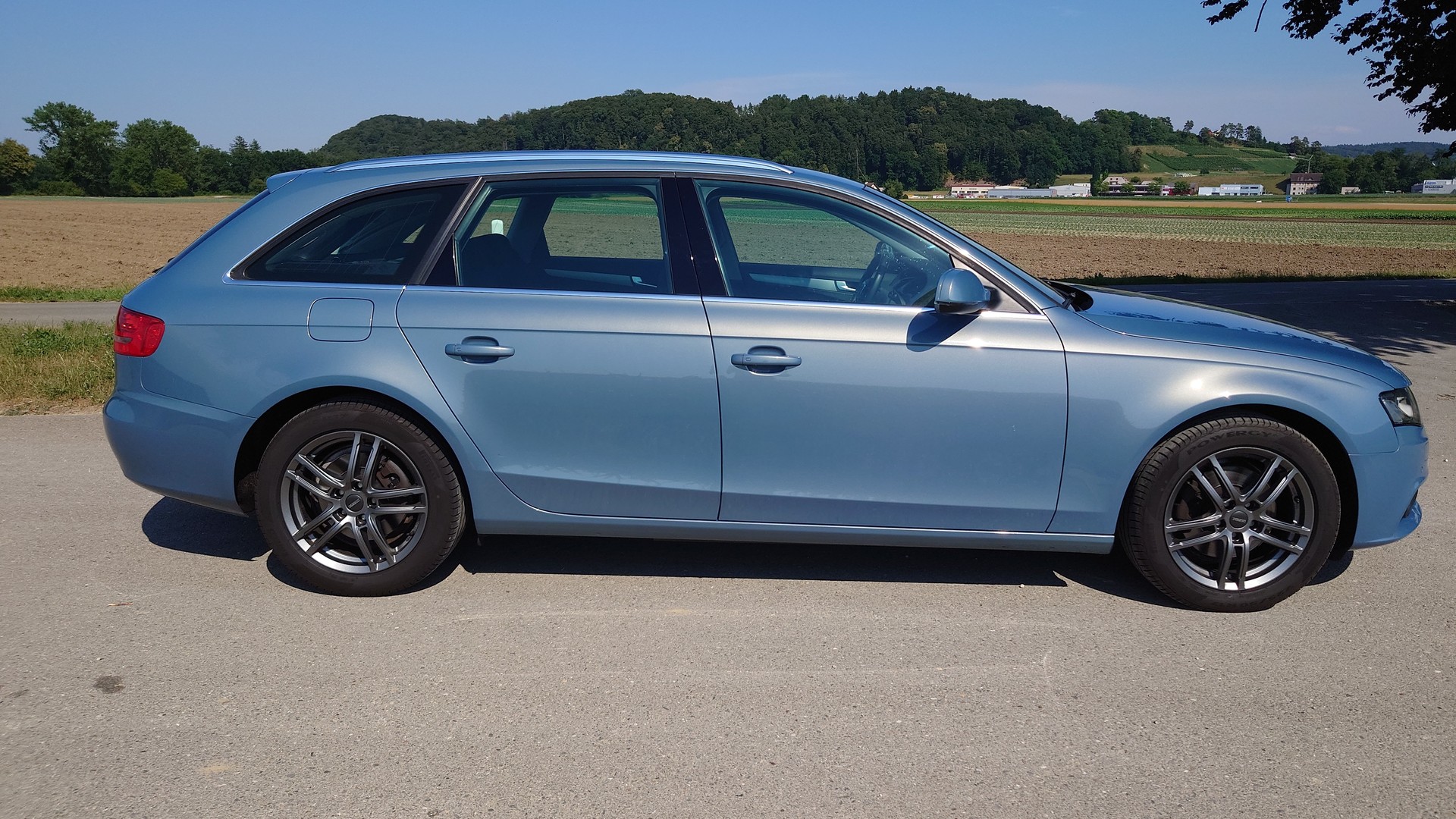 AUDI A4 Avant 1.8 TFSI-image-6