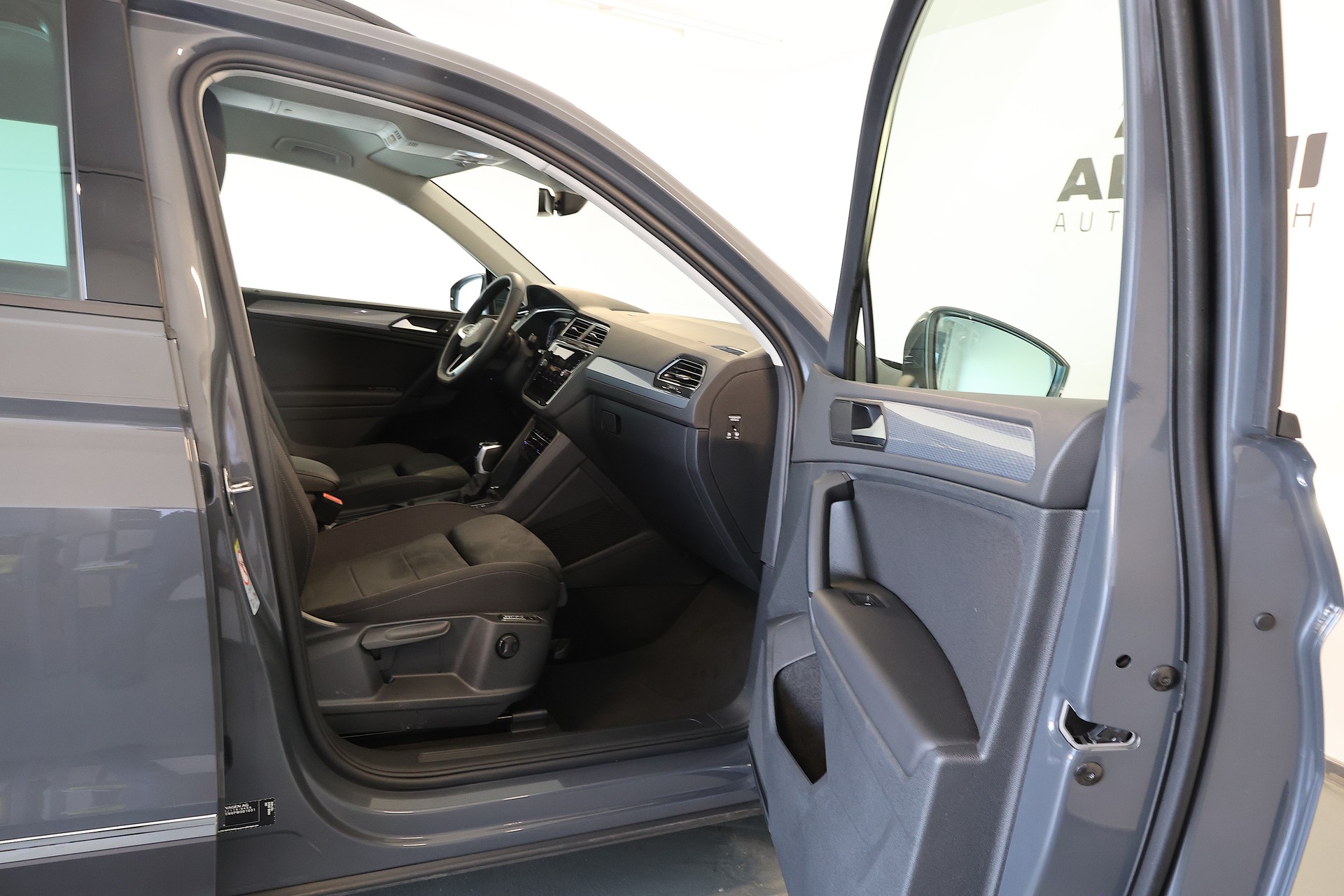 VW Tiguan 1.5TSI Evo Life DSG-image-11