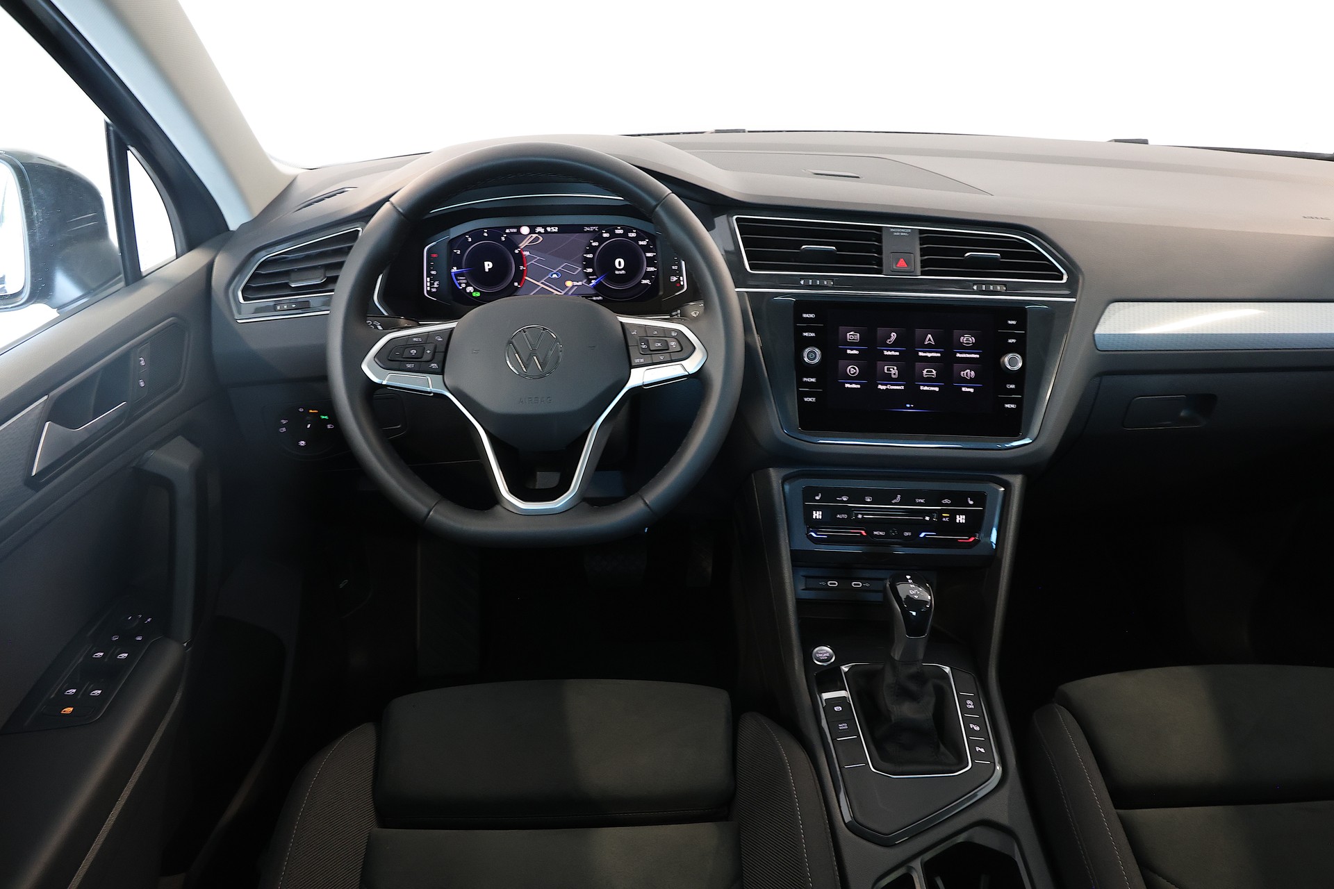 VW Tiguan 1.5TSI Evo Life DSG-image-9