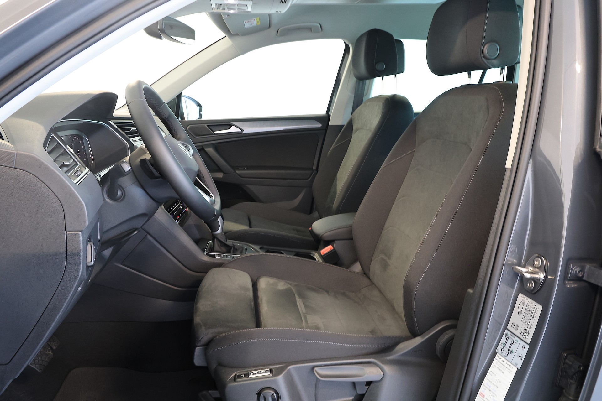 VW Tiguan 1.5TSI Evo Life DSG-image-6