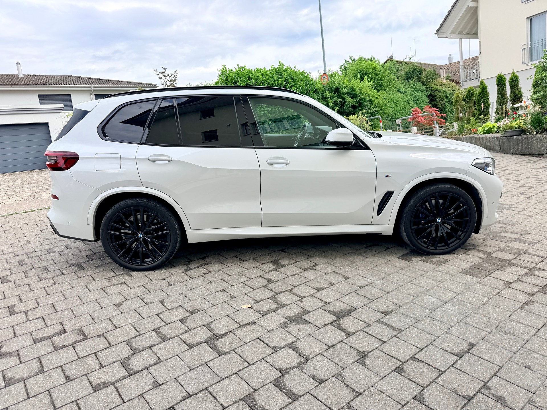 BMW BMW X5 40d xDrive 48V M Sport – CH Fahrzeug-image-5