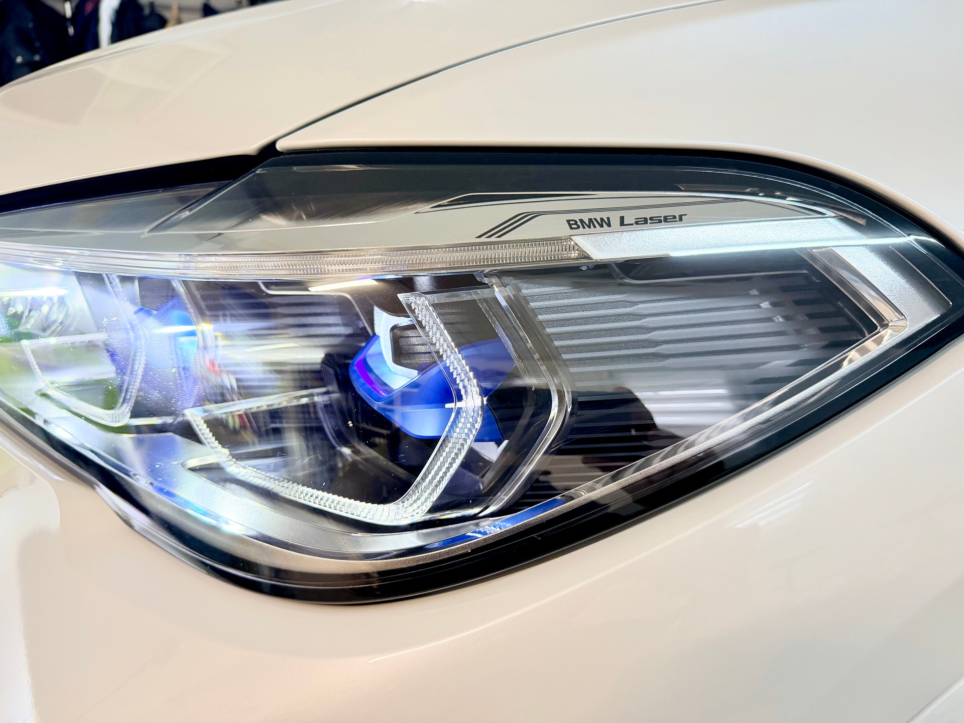 BMW BMW X5 40d xDrive 48V M Sport – CH Fahrzeug-image-17
