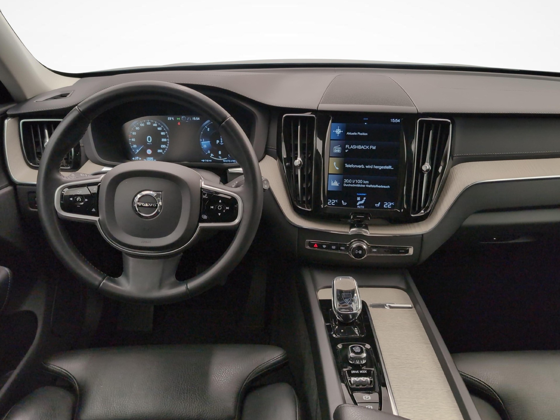 VOLVO XC60 2.0 B4 MH Inscription AWD-image-8
