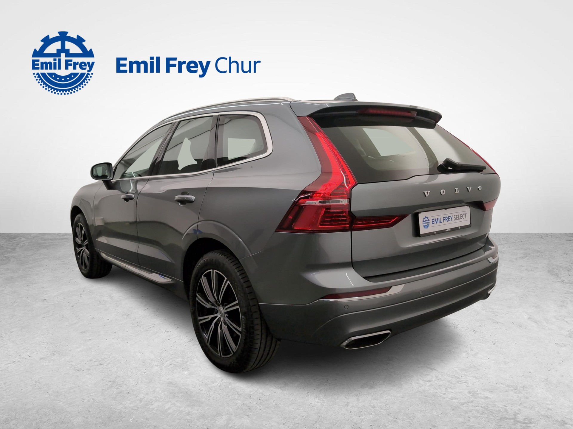 VOLVO XC60 2.0 B4 MH Inscription AWD-image-2