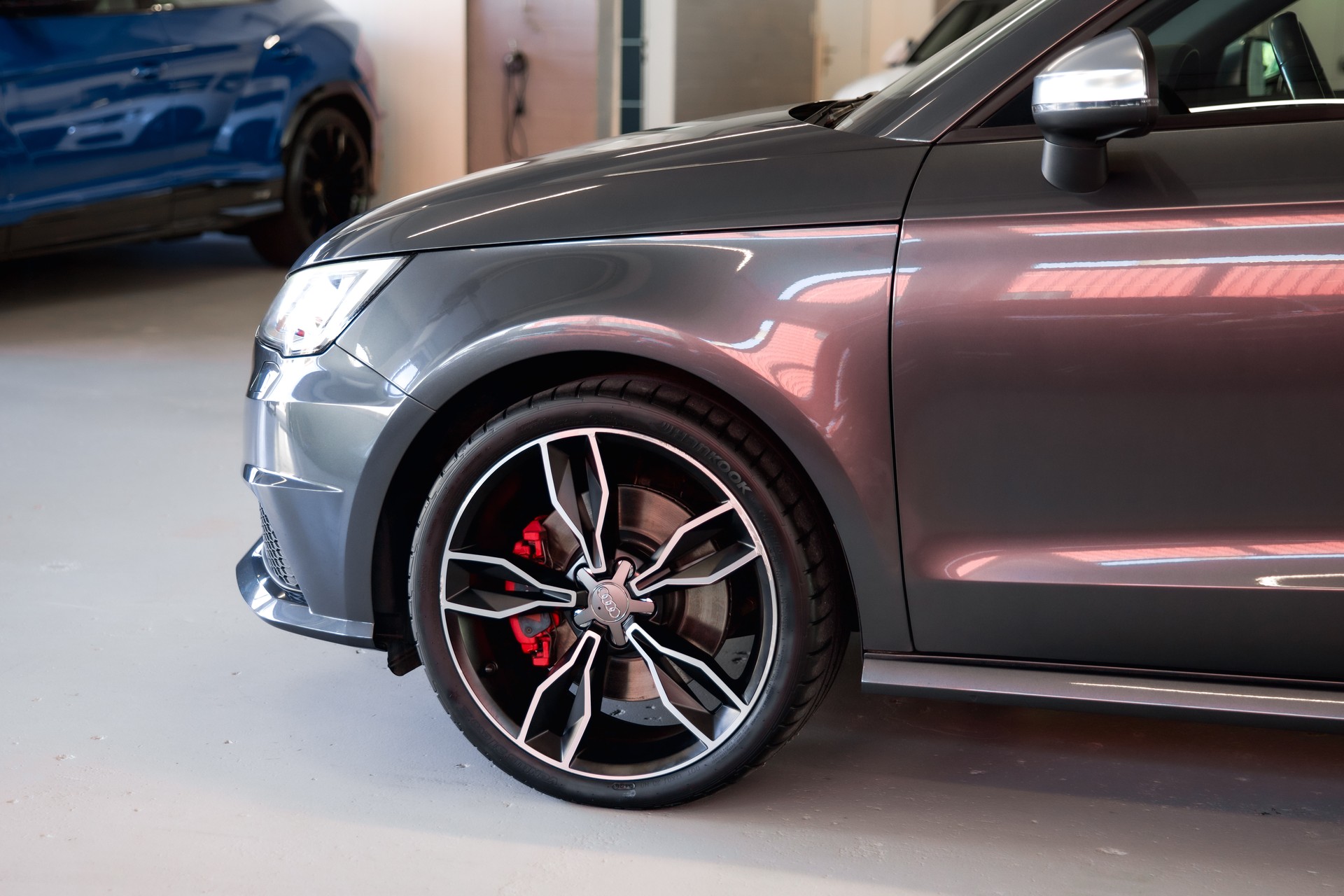 AUDI S1 Sportback 2.0 TFSI quattro-image-14
