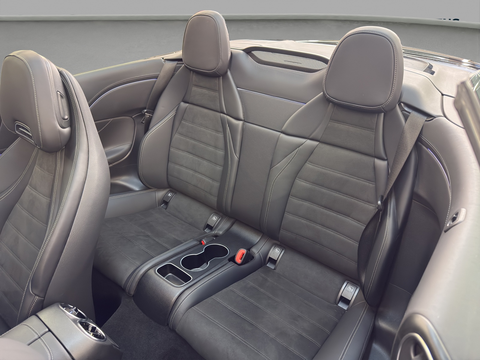MERCEDES-BENZ CLE 200 - Cabrio - AMG / Rückfahrkamera / Cabrio-Komfort-Paket-image-13