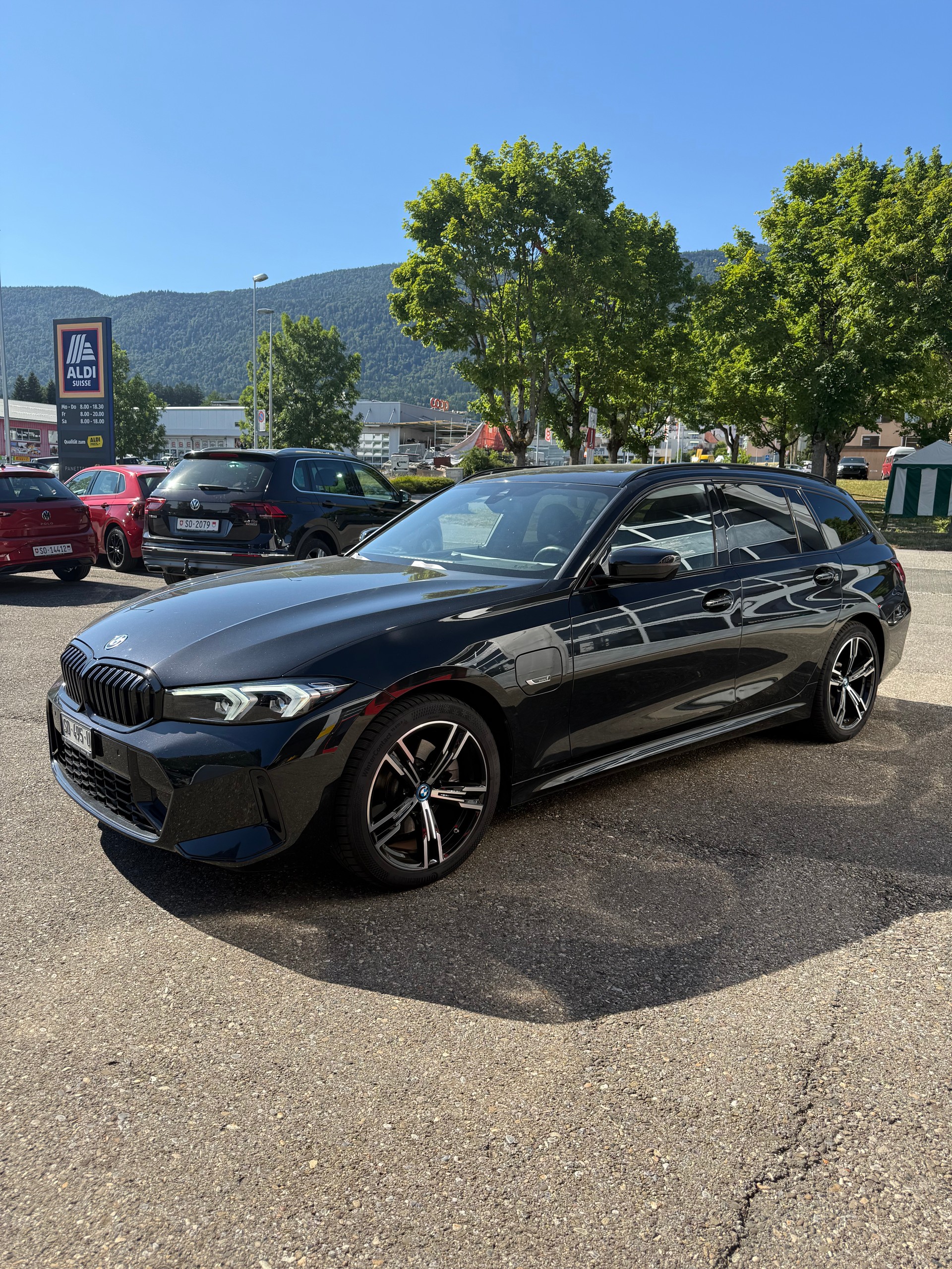 BMW 320e xDrive Touring Steptronic M Sport-image-0