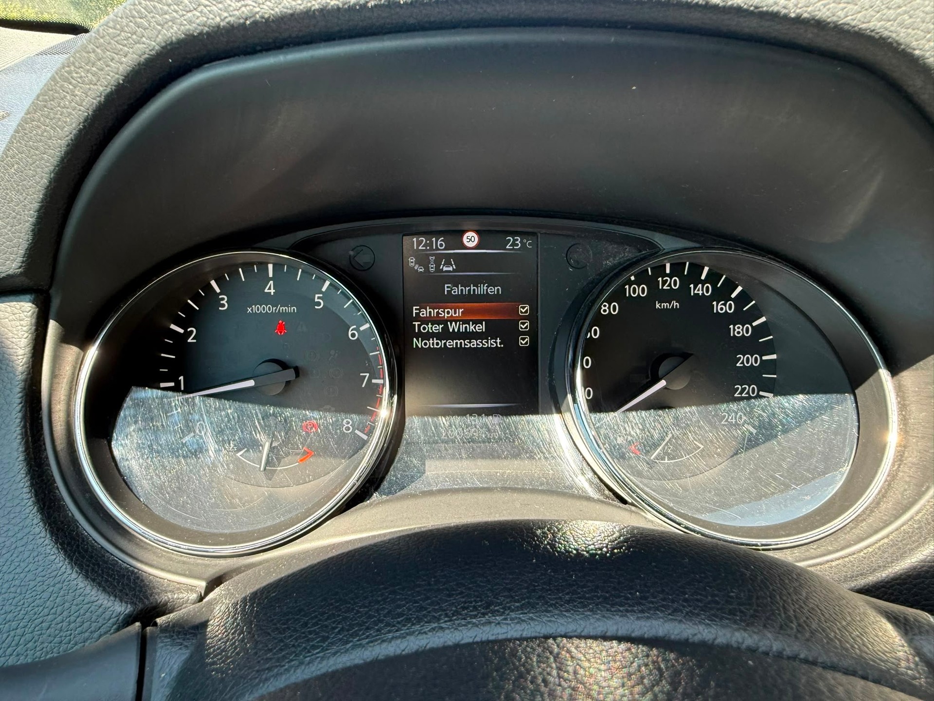NISSAN Qashqai 1.2 DIG-T tekna-image-5