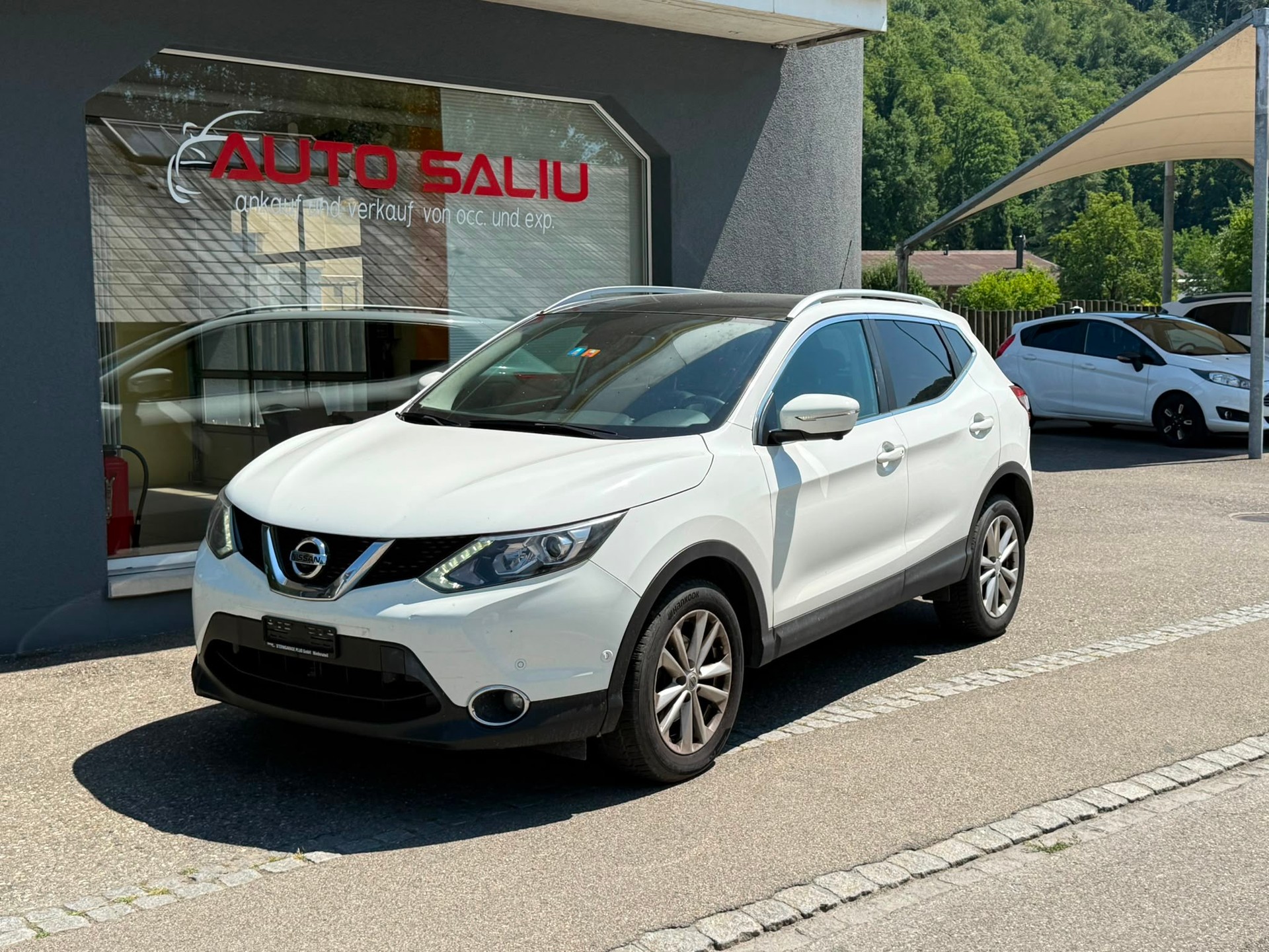 NISSAN Qashqai 1.2 DIG-T tekna-image-0