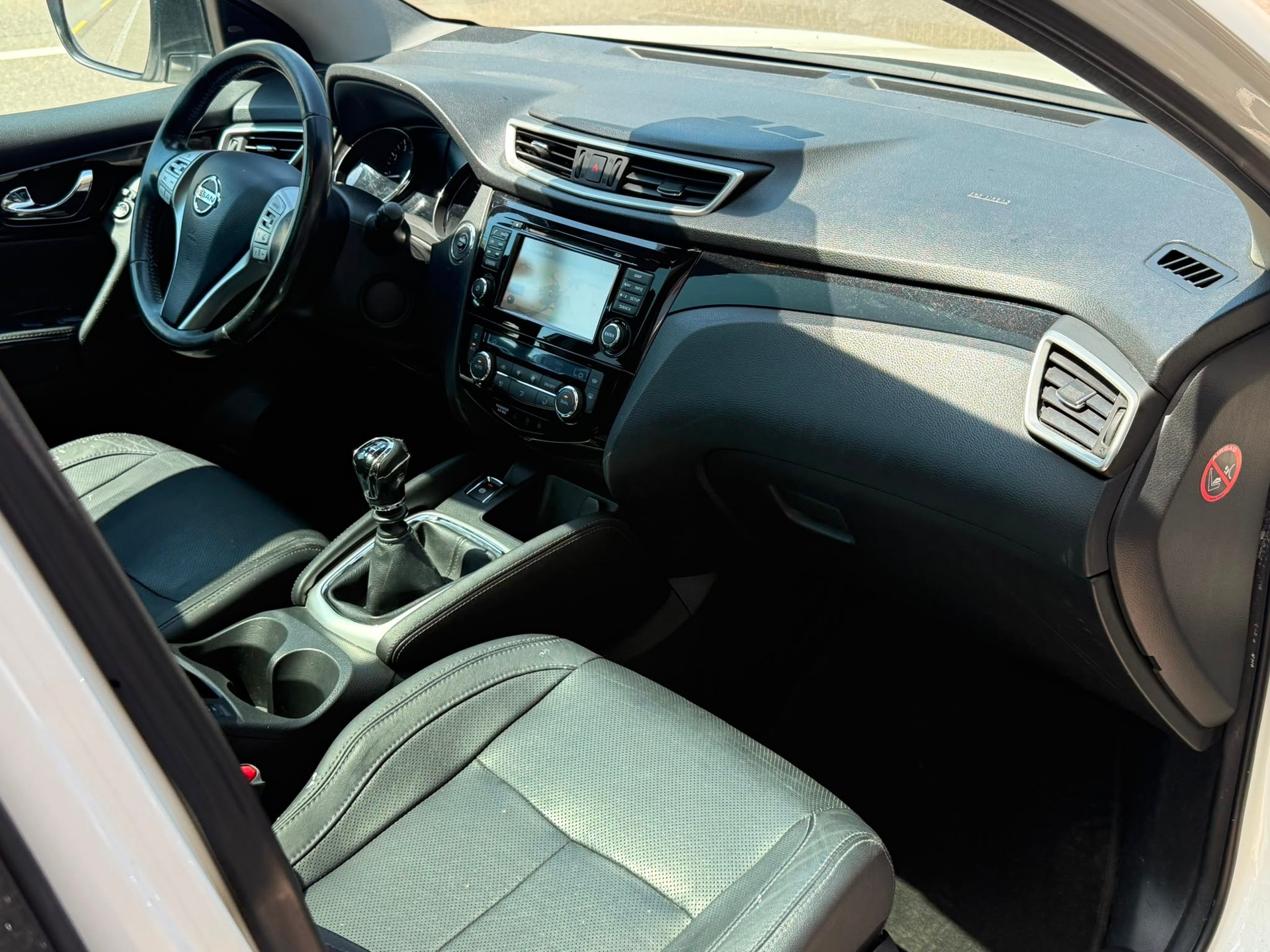 NISSAN Qashqai 1.2 DIG-T tekna-image-12