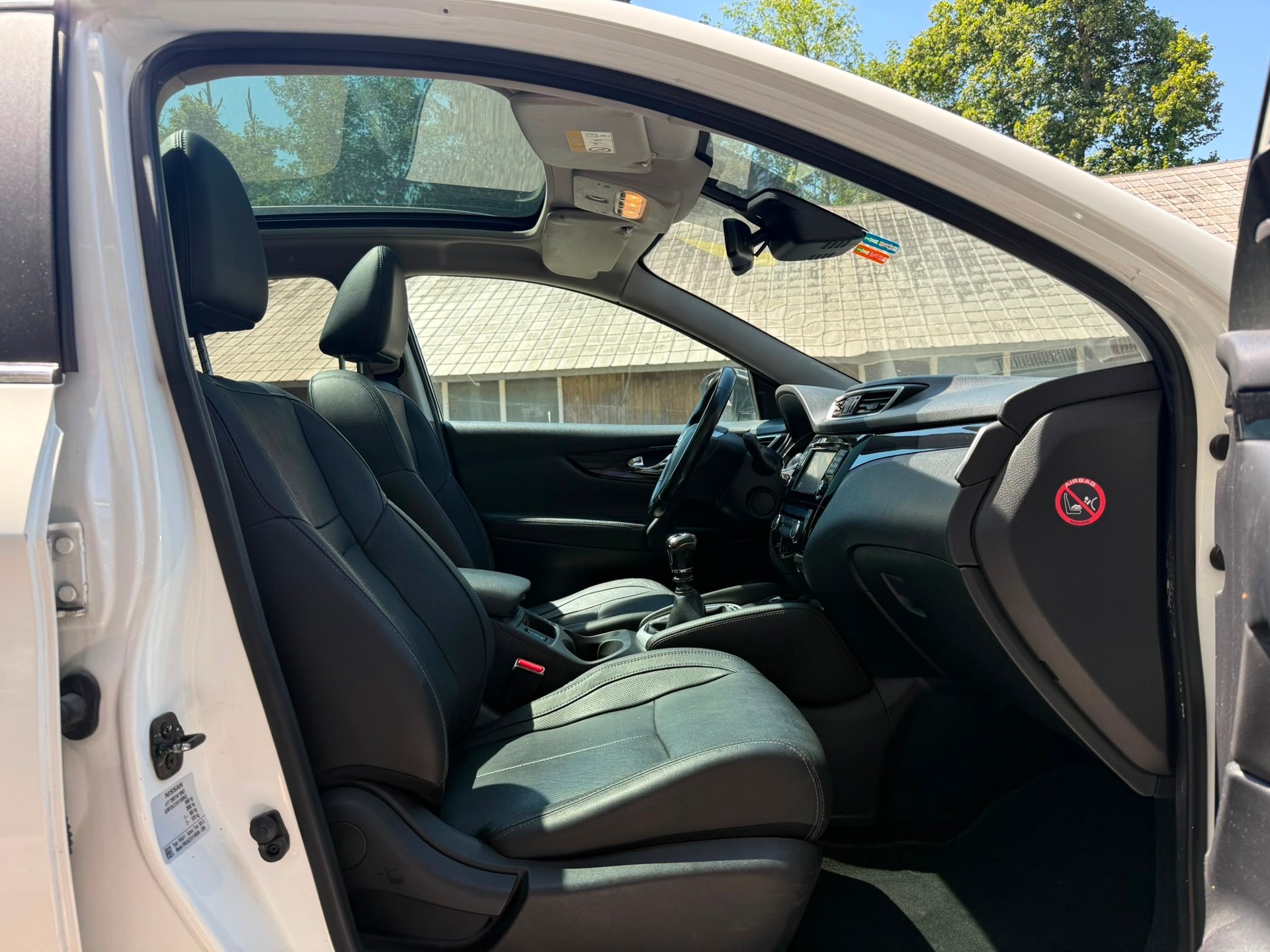NISSAN Qashqai 1.2 DIG-T tekna-image-13