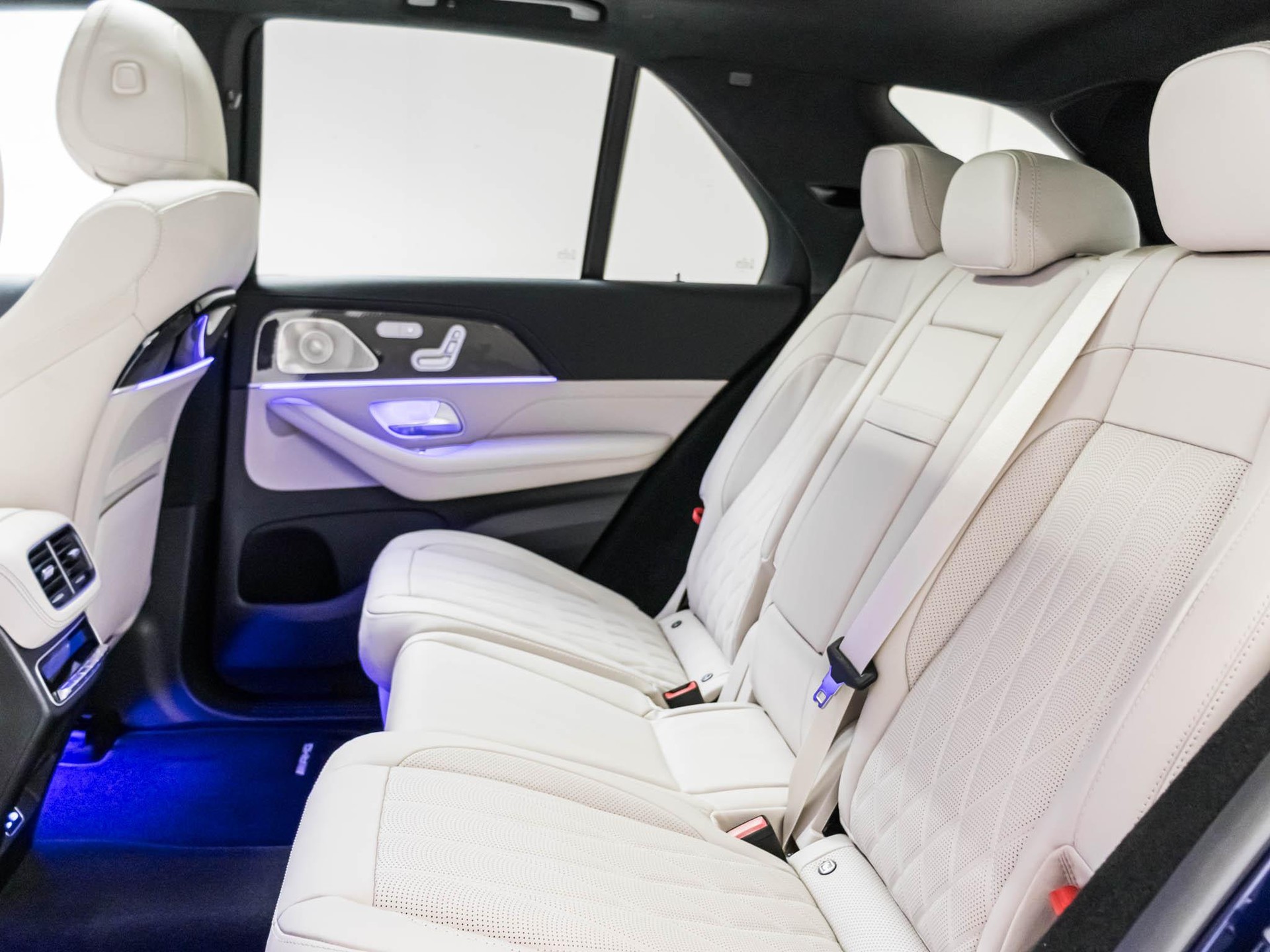 MERCEDES-BENZ GLE 63 S AMG 4MATIC+-image-7