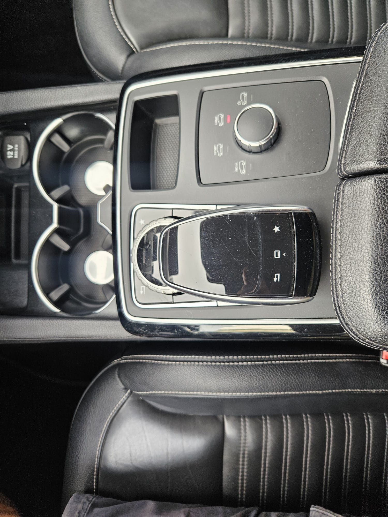 MERCEDES-BENZ GLE Coupé 350 d AMG 4Matic 9G-Tronic-image-13