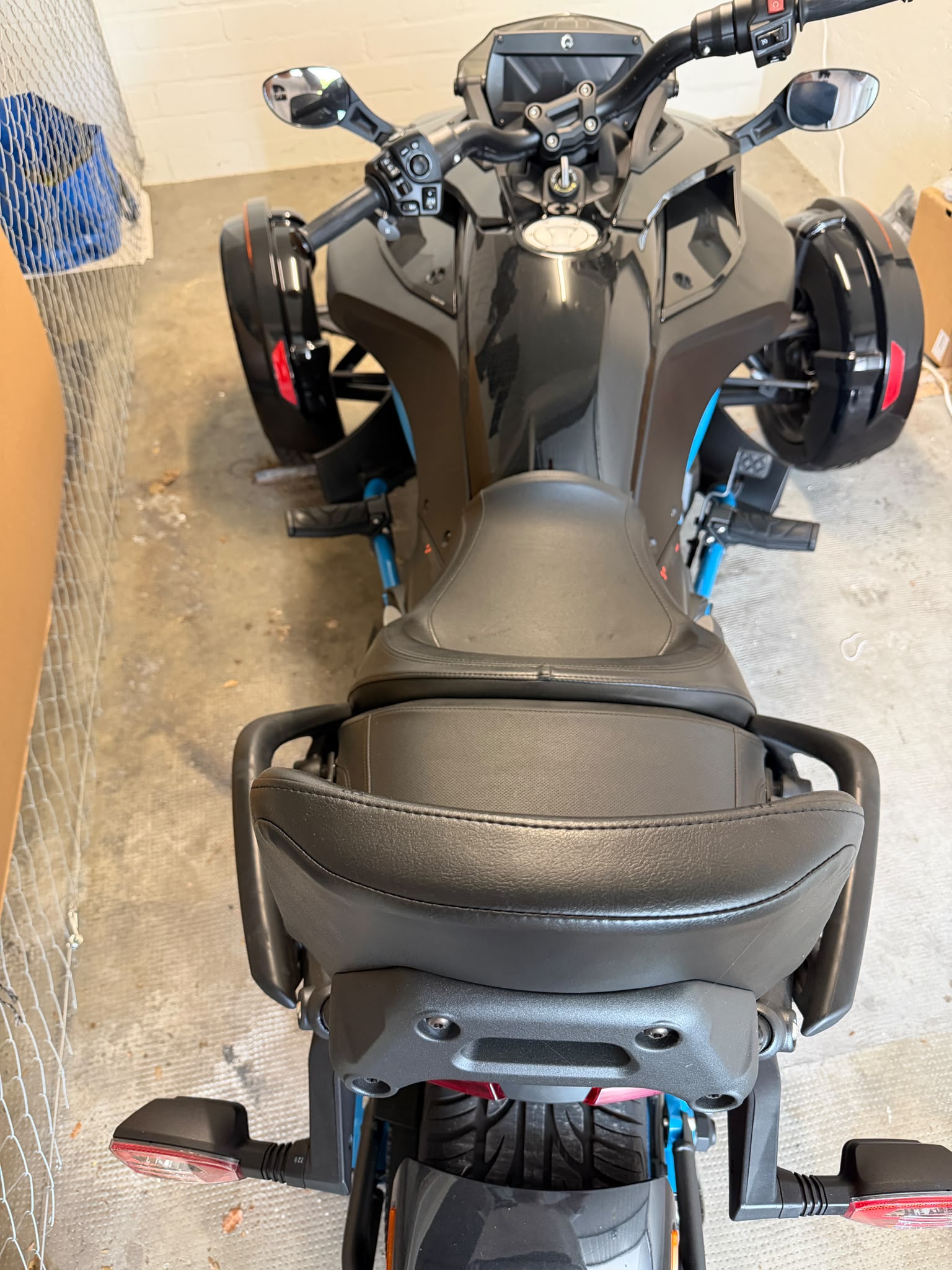 CAN-AM Spyder F3-LTD Special Special Series SE6-image-7