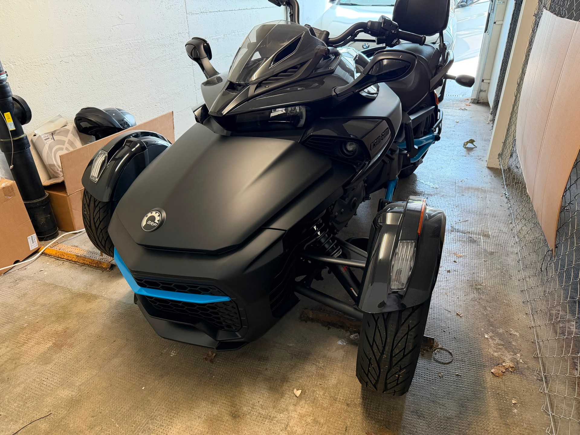 CAN-AM Spyder F3-LTD Special Special Series SE6-image-1