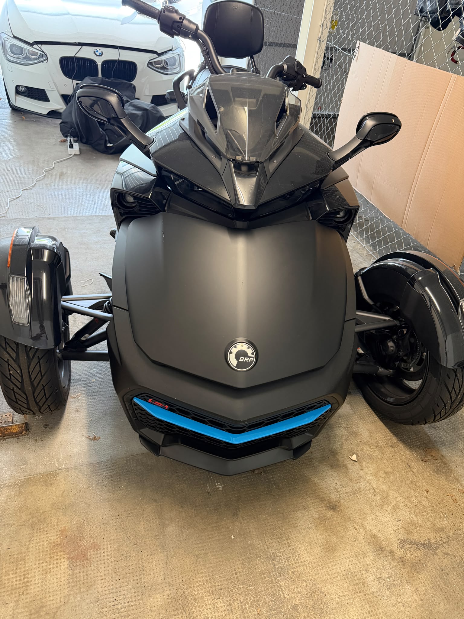 CAN-AM Spyder F3-LTD Special Special Series SE6-image-5