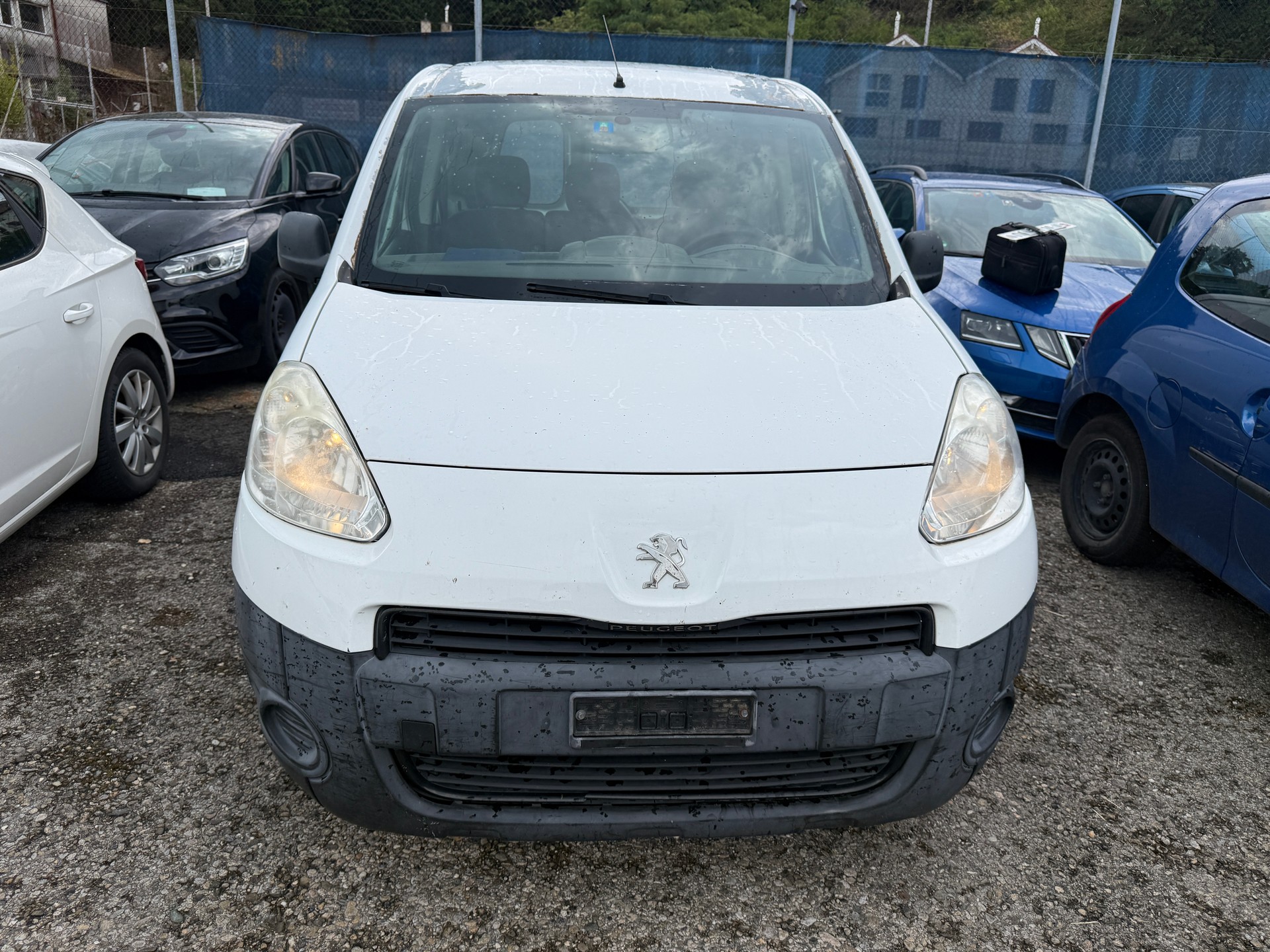 PEUGEOT Partner 1.6 VTi Urban-image-0