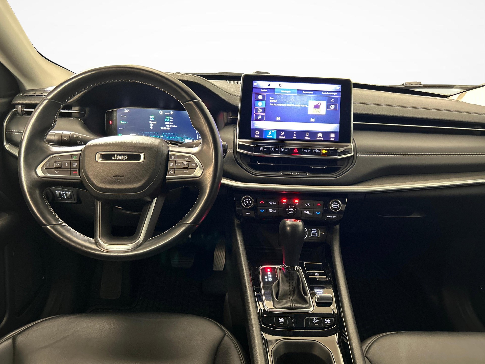 JEEP Compass 1.3 Limited 4xe-image-7