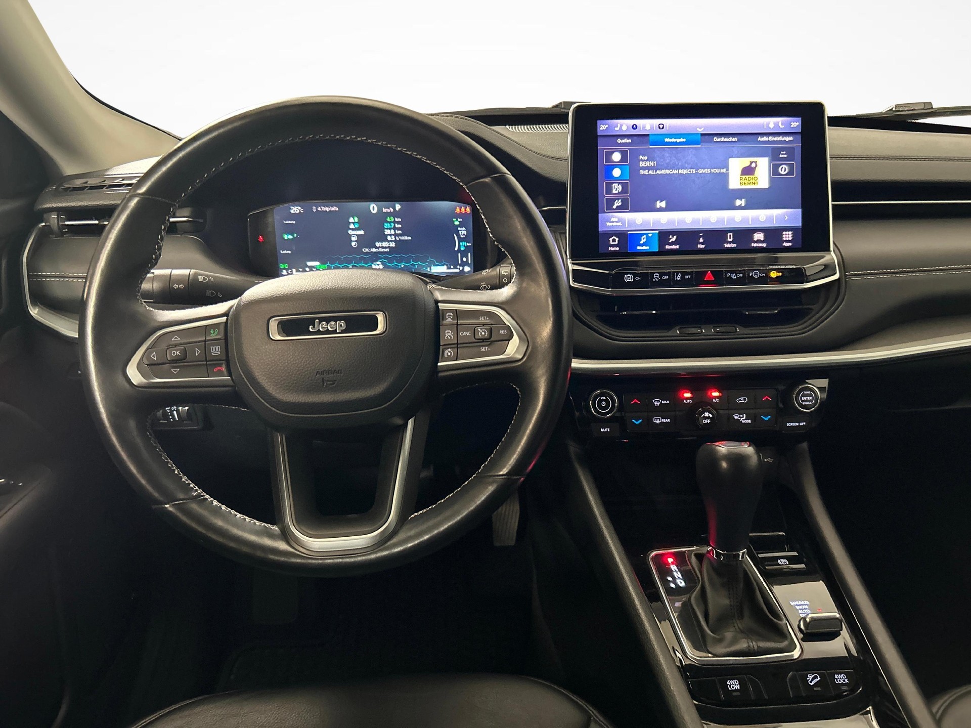 JEEP Compass 1.3 Limited 4xe-image-5
