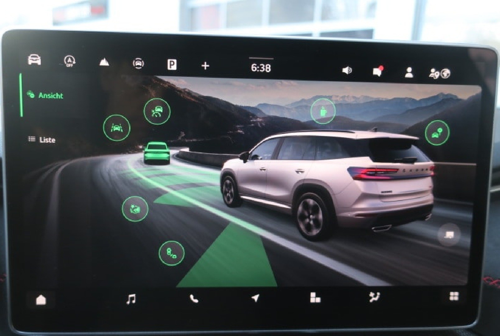 SKODA 2.0 TSI RS 266PS 4x4 DSG-image-5