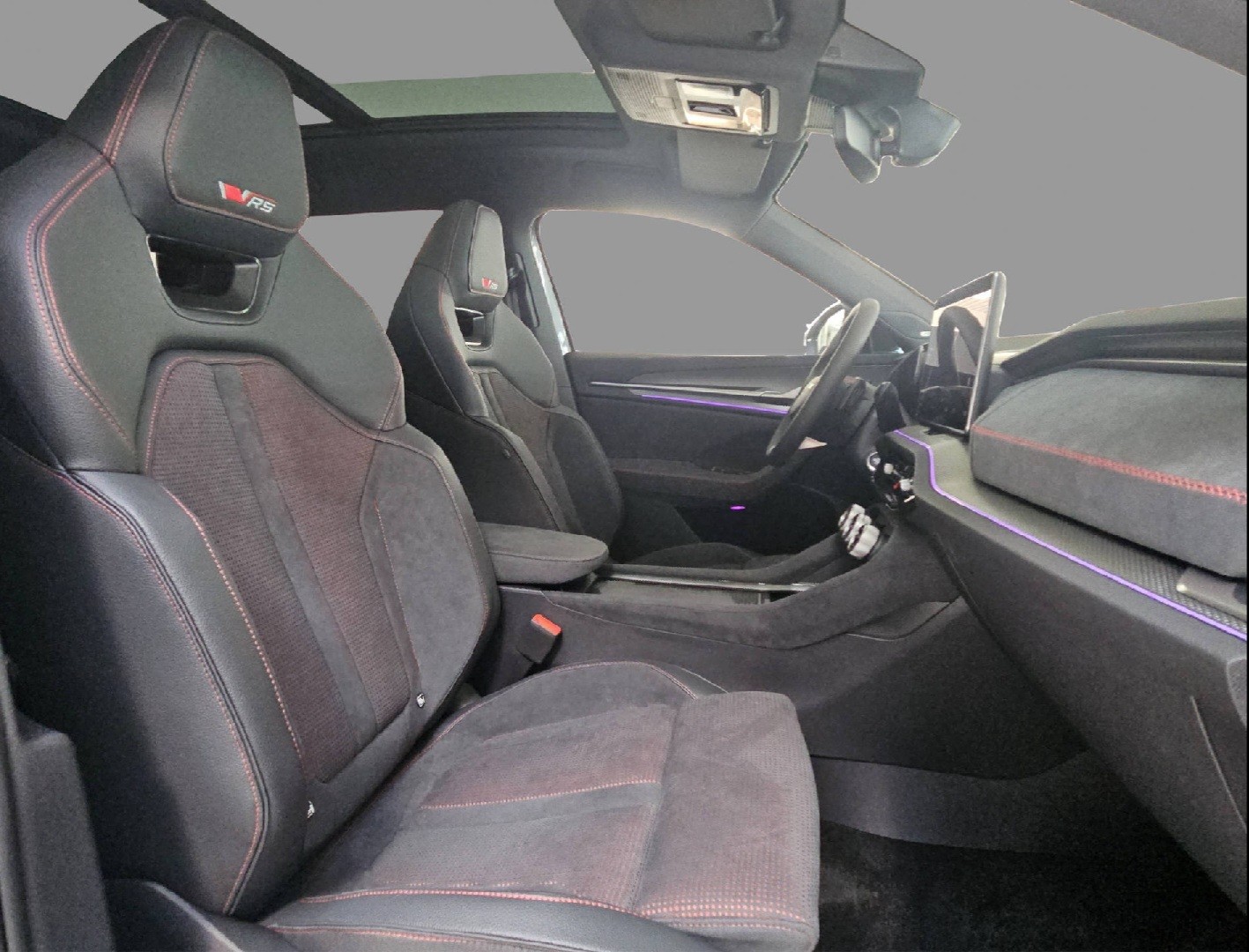 SKODA 2.0 TSI RS 266PS 4x4 DSG-image-9