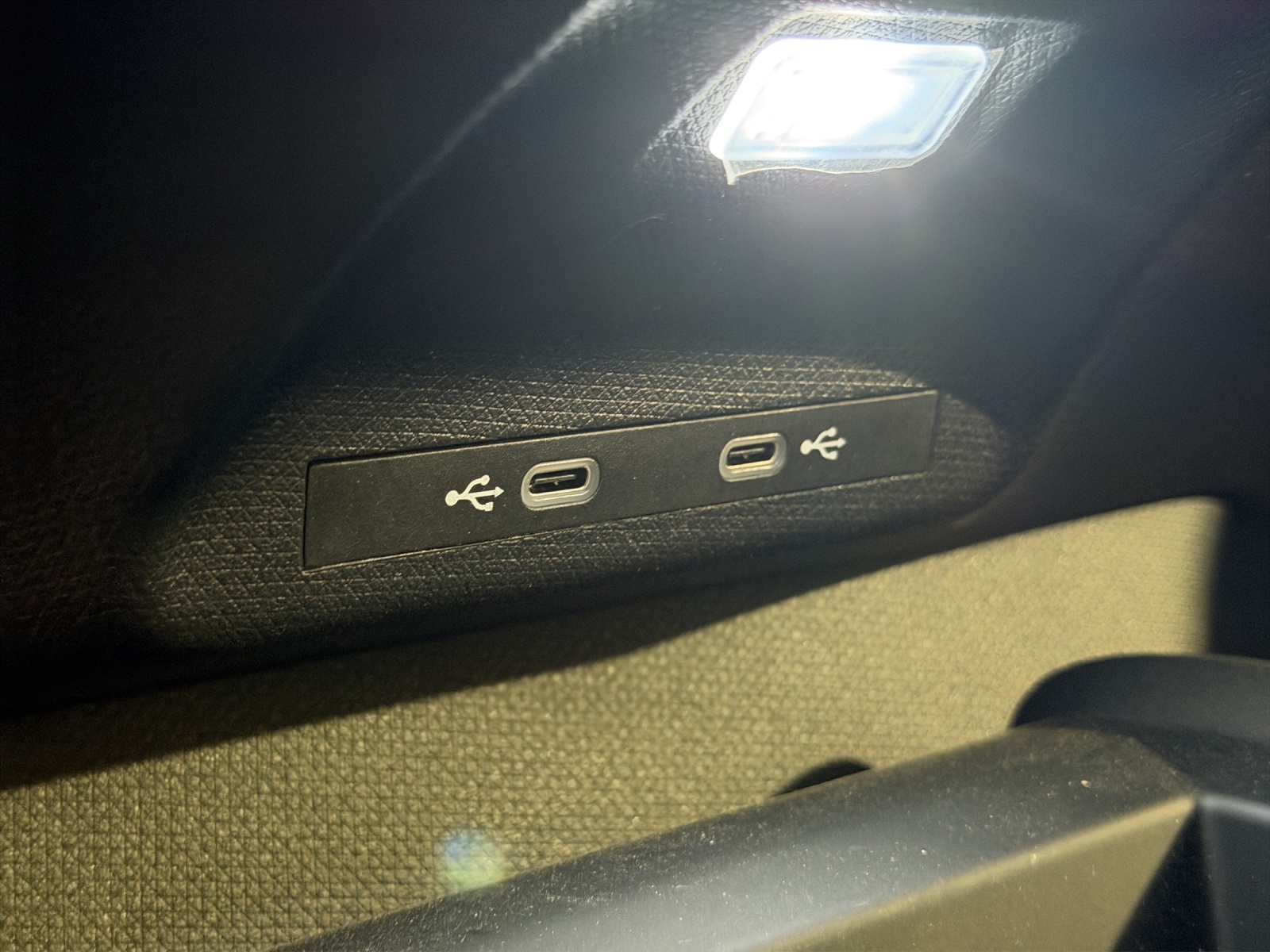 CUPRA Tavascan Type 8 77 kWh VZ-image-15
