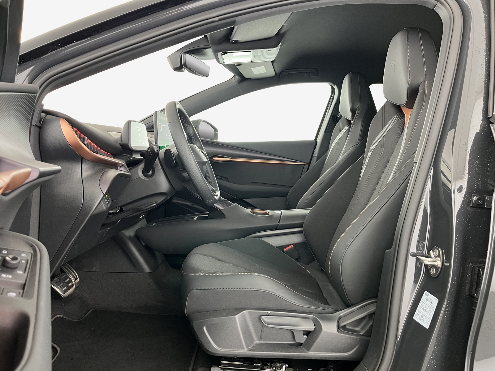 CUPRA Tavascan Type 8 77 kWh VZ-image-24