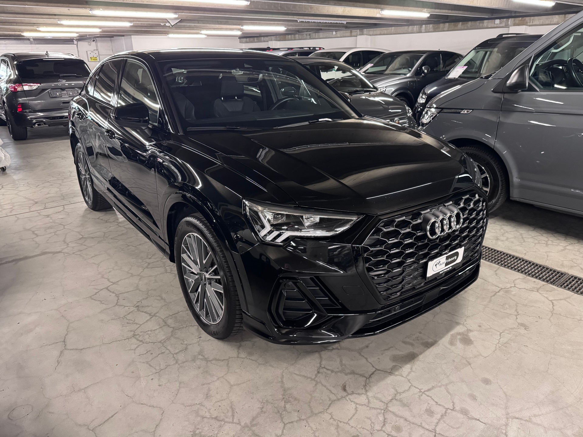 AUDI Q3 Sportback 45 TFSI e S line Attraction S-tronic-image-0