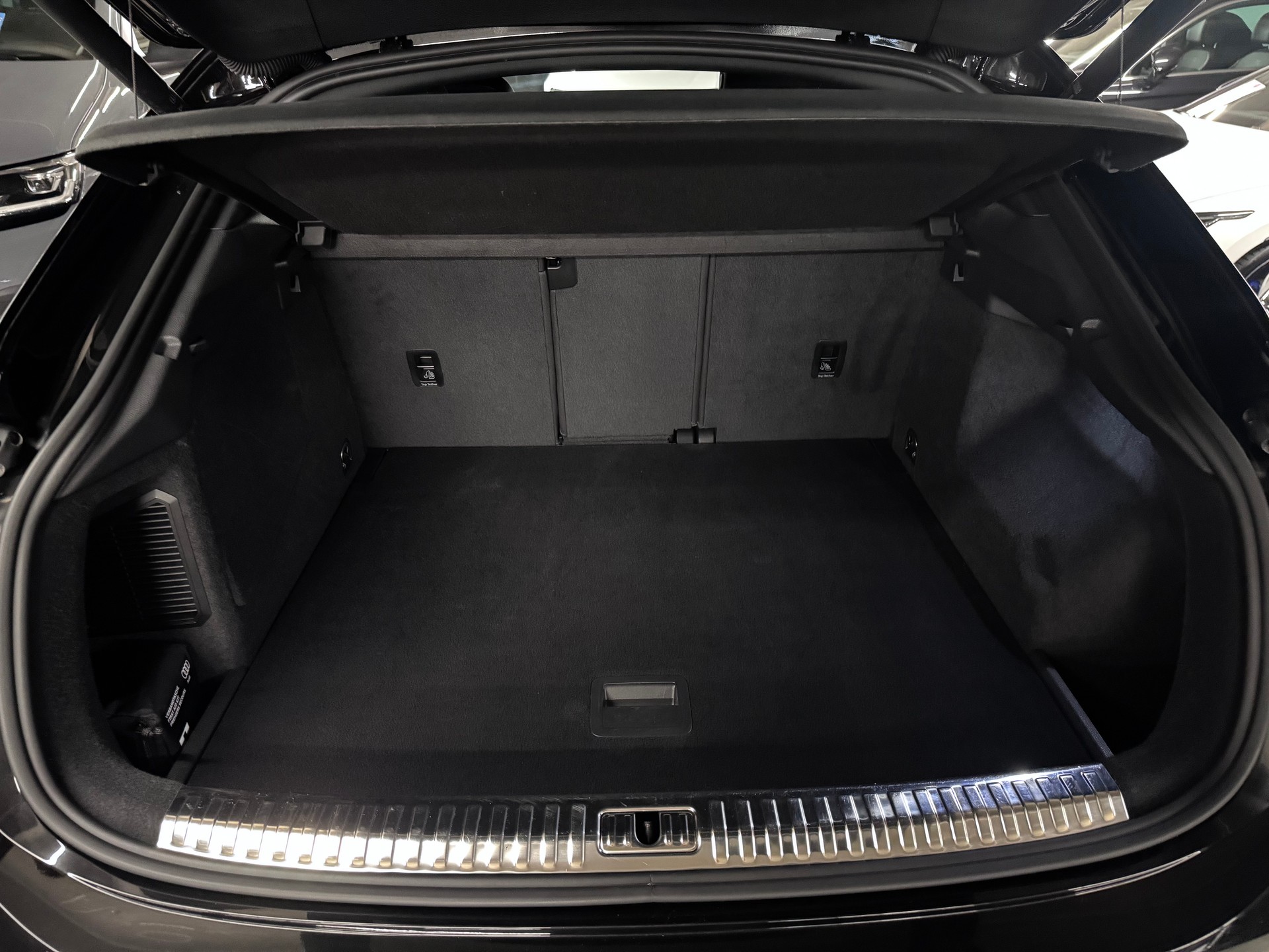 AUDI Q3 Sportback 45 TFSI e S line Attraction S-tronic-image-14