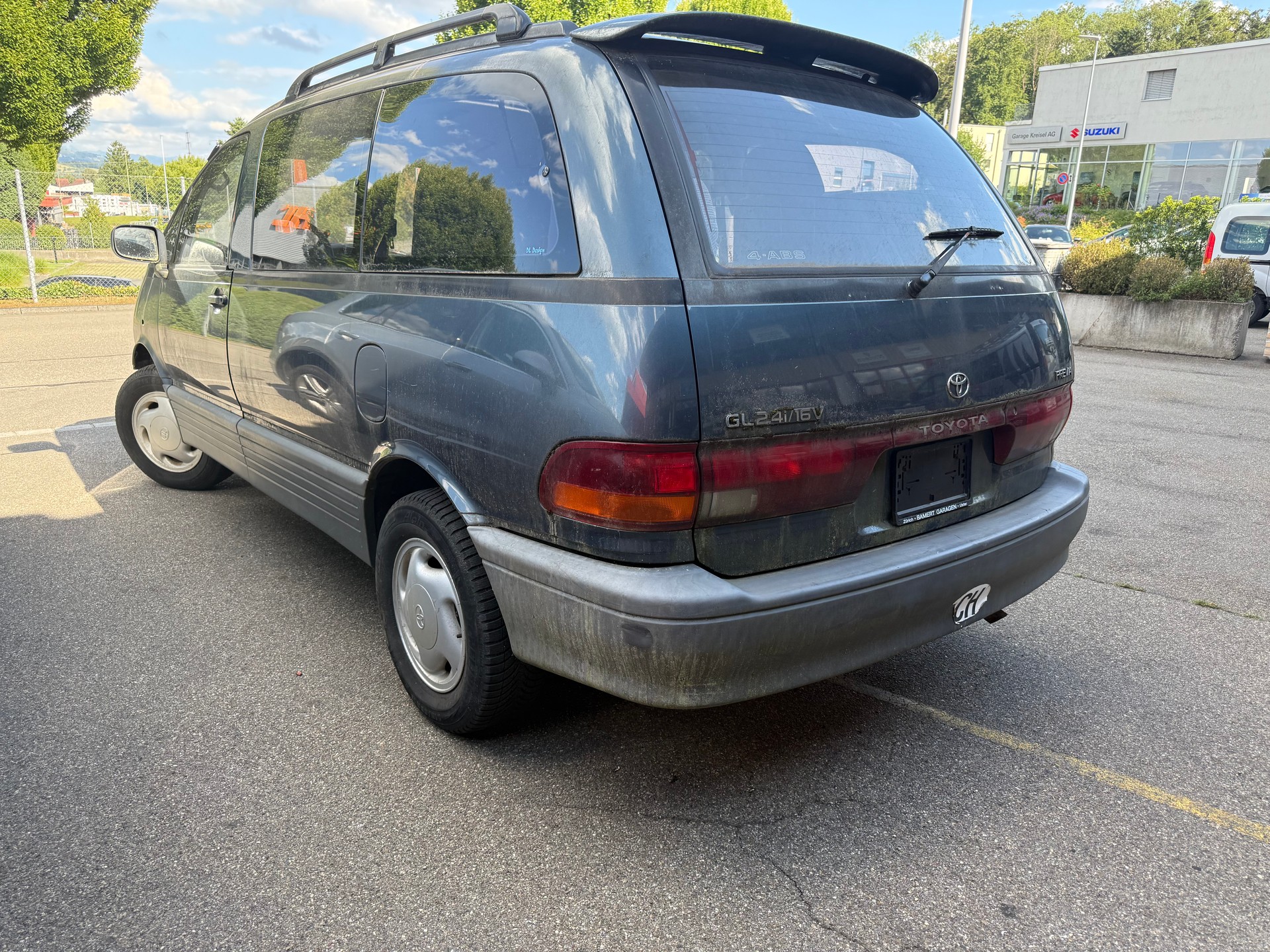 TOYOTA Previa GL 4x2-image-3