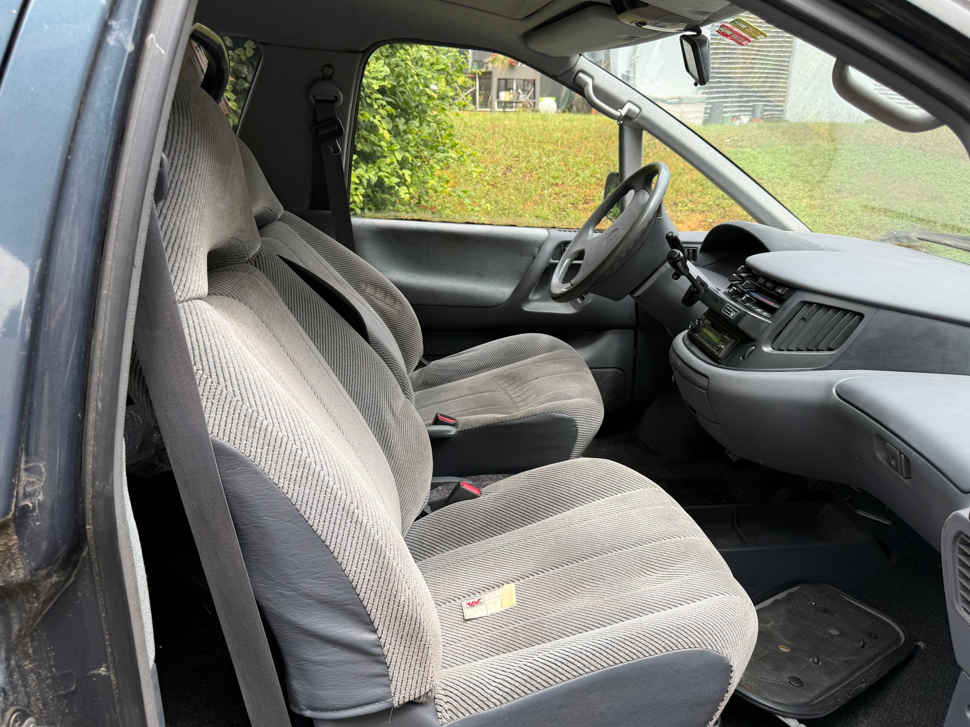 TOYOTA Previa GL 4x2-image-2