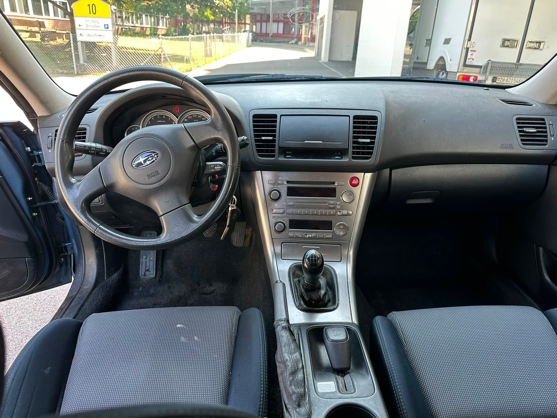 SUBARU Legacy 2.0i AWD-image-7