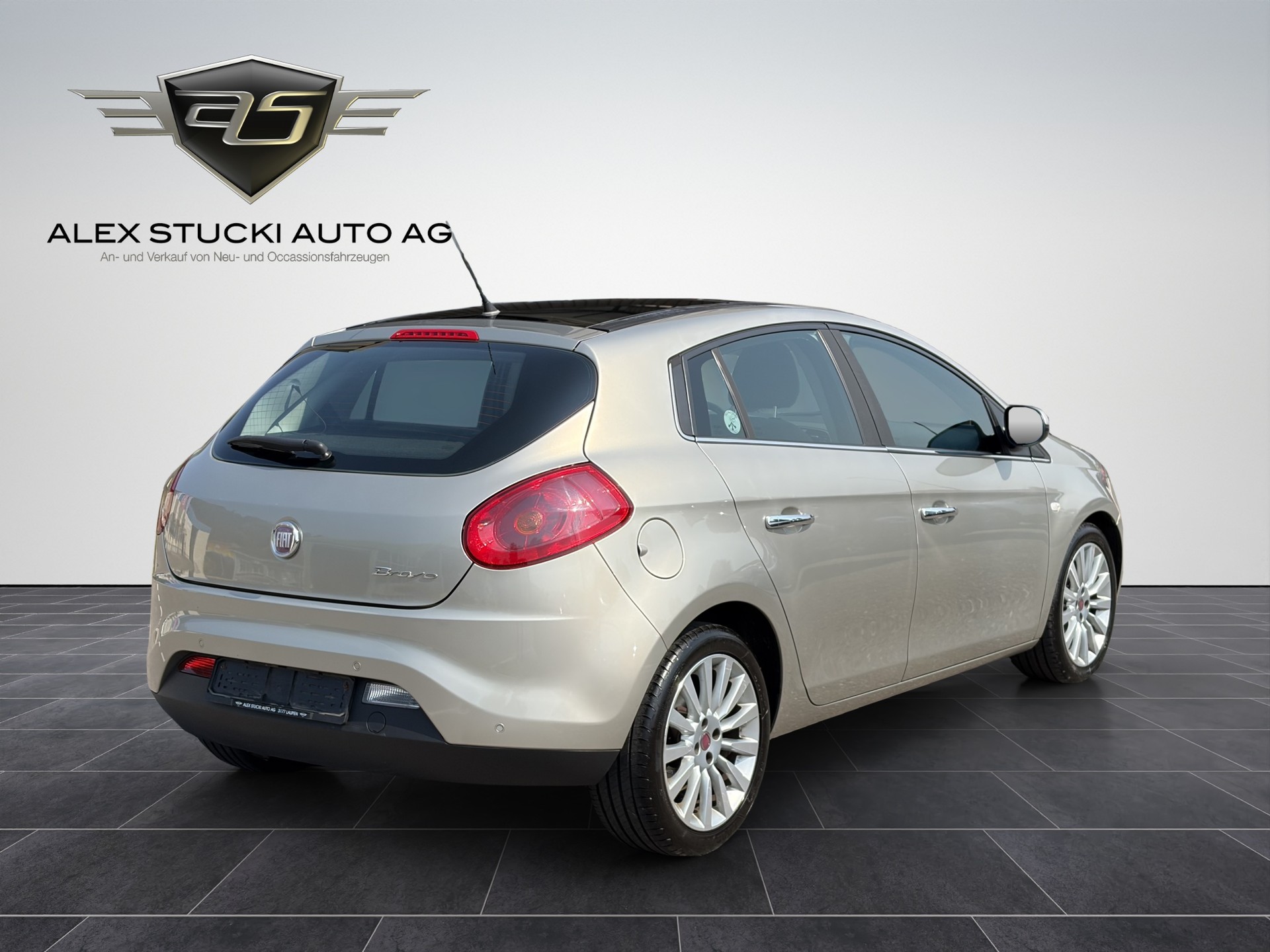 FIAT Bravo 1.4 16V Turbo Emotion-image-7