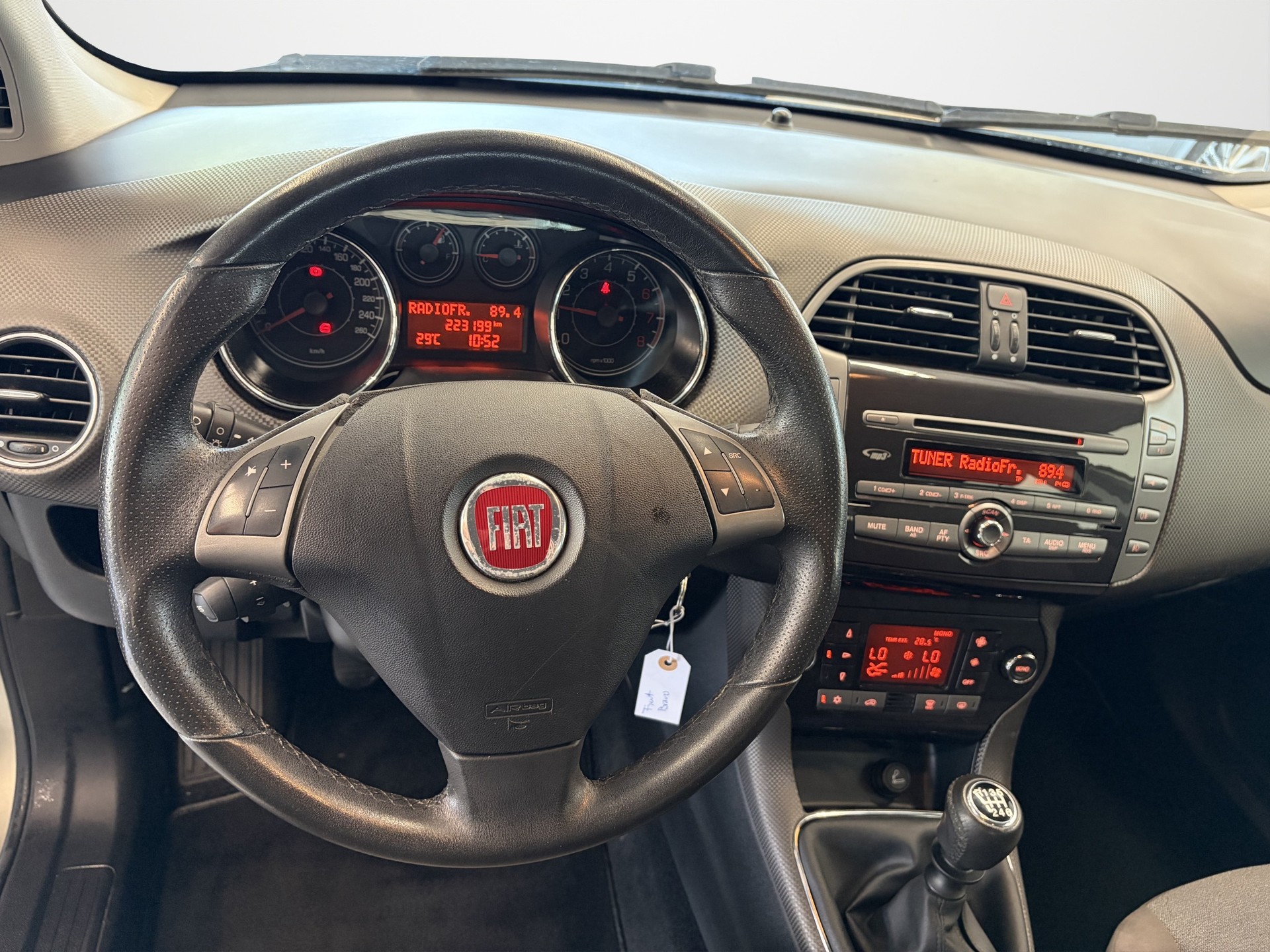 FIAT Bravo 1.4 16V Turbo Emotion-image-9