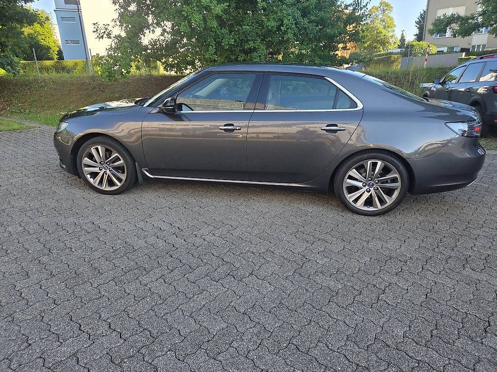 SAAB 9-5-image-2