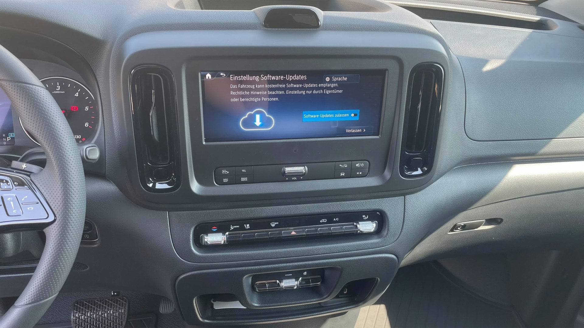 MERCEDES-BENZ Vito 114 Kaw. L 2.0 CDI Pro Worker II 4Matic-image-12