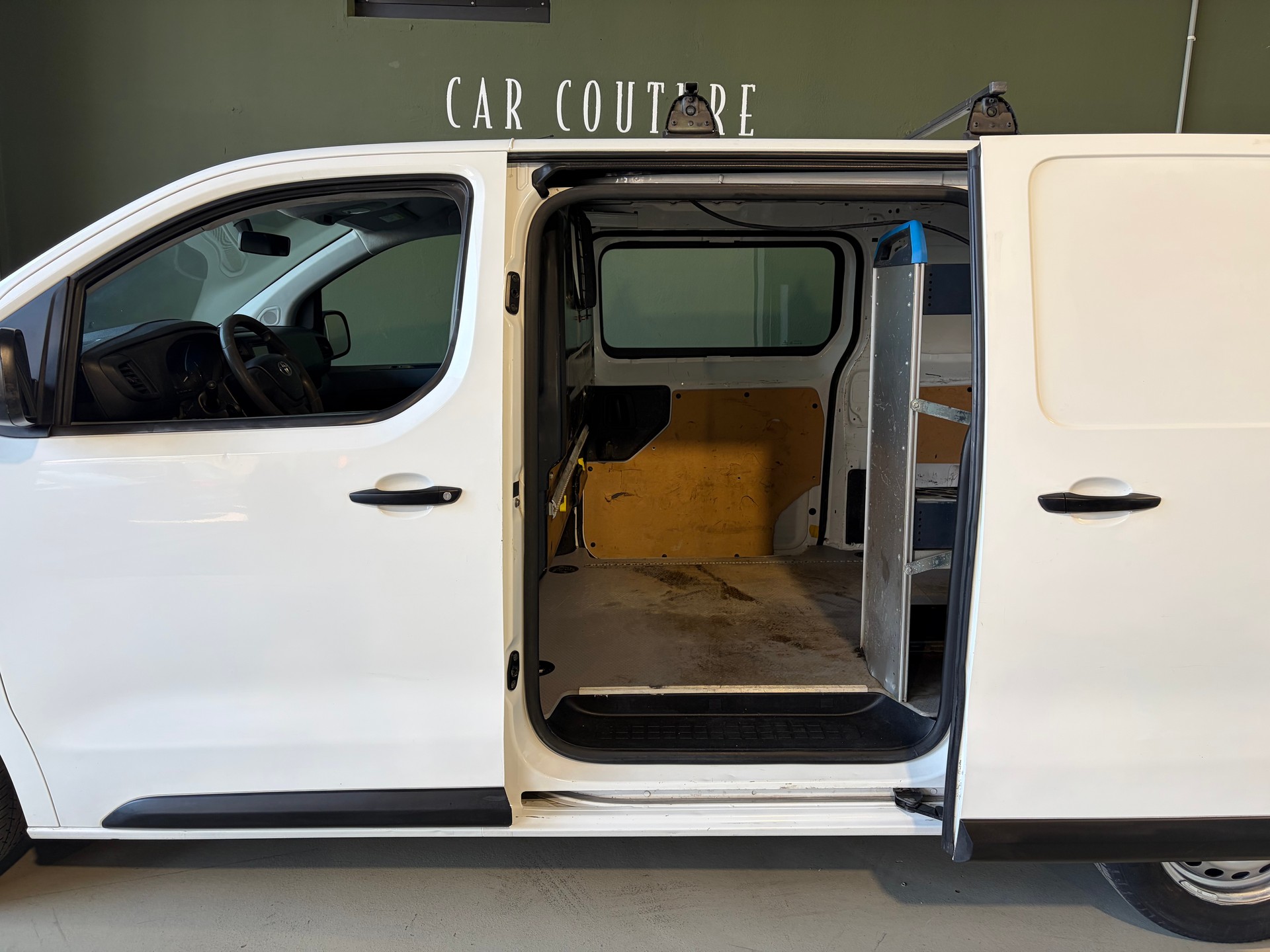 TOYOTA Proace 2.0D Van L2 Terra *Ab MFK*Klima*Anhängerkupplung*Sortimo*-image-4