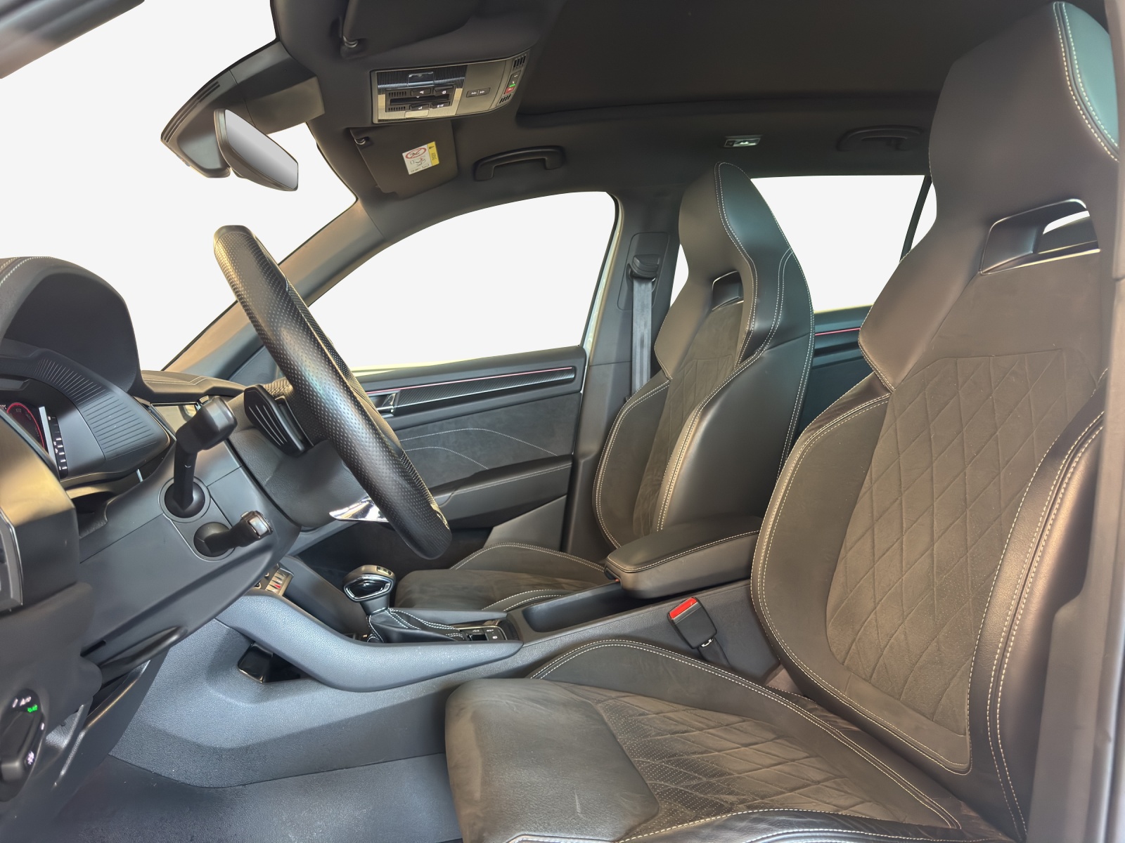 SKODA Kodiaq 2.0 TSI 4x4 SportLine-image-7