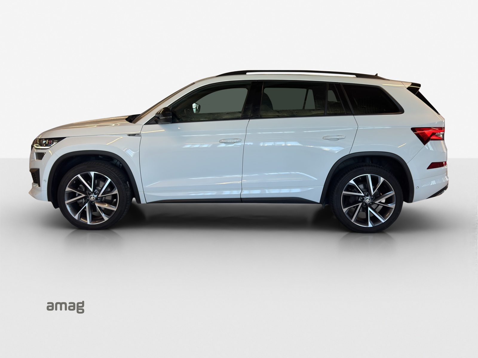 SKODA Kodiaq 2.0 TSI 4x4 SportLine-image-1