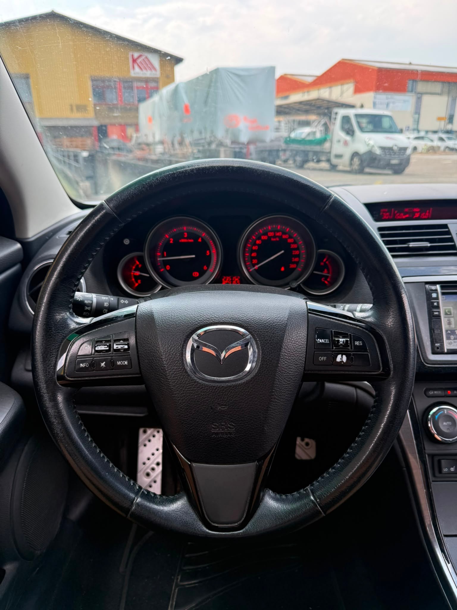 MAZDA 6 2.2 CD 16V Exclusive-image-11