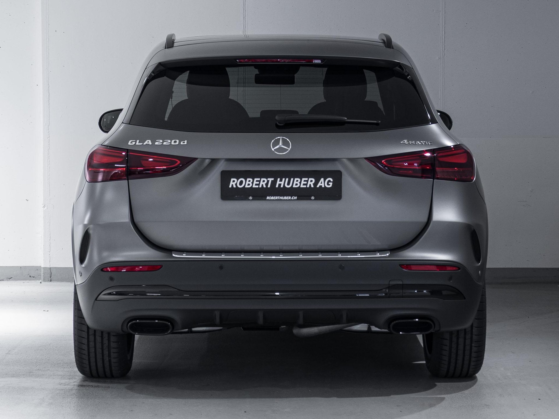 MERCEDES-BENZ GLA 220 d 4MATIC "Swiss Star"-image-5