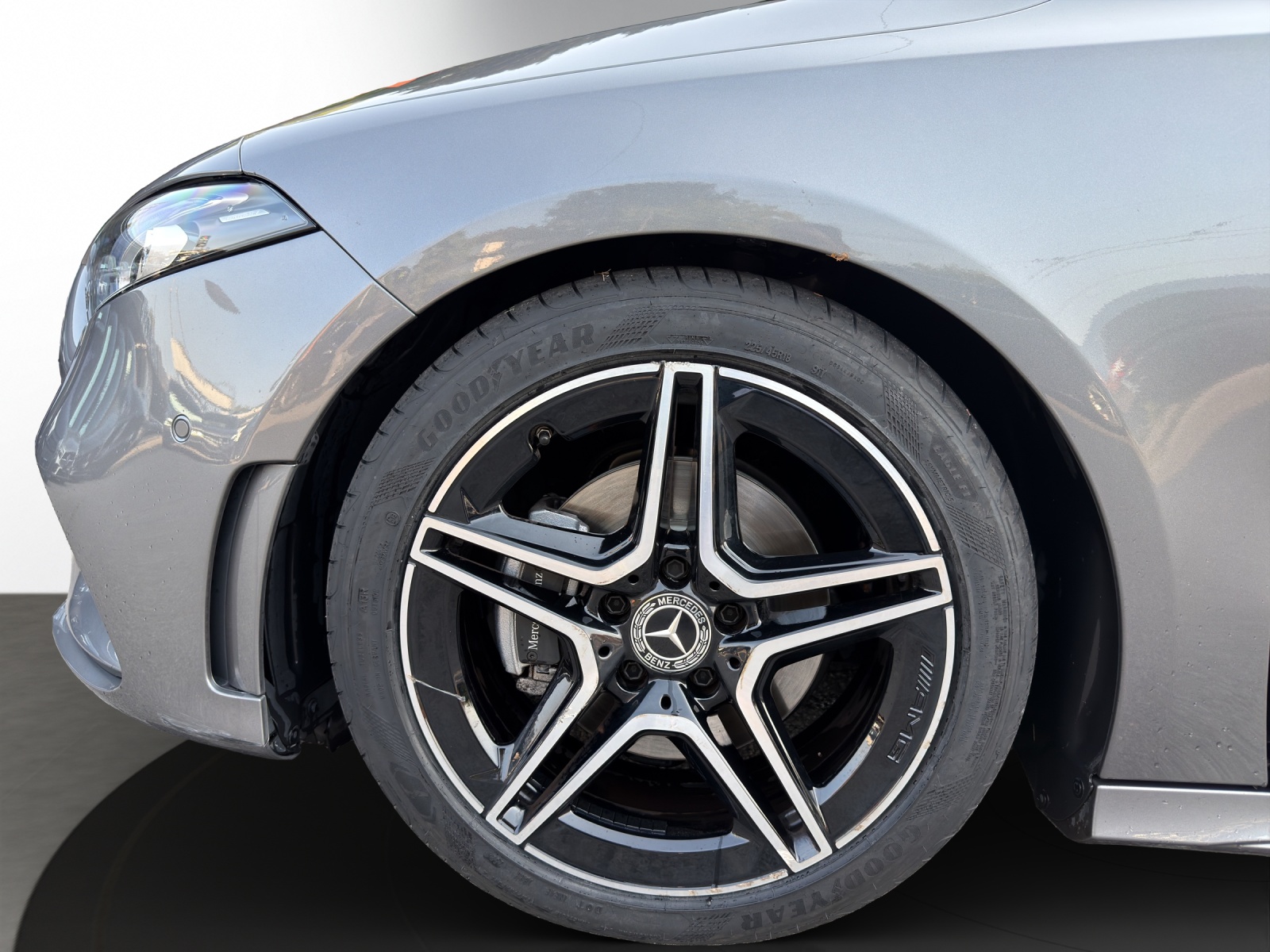 MERCEDES-BENZ A 200 7G-DCT-image-5