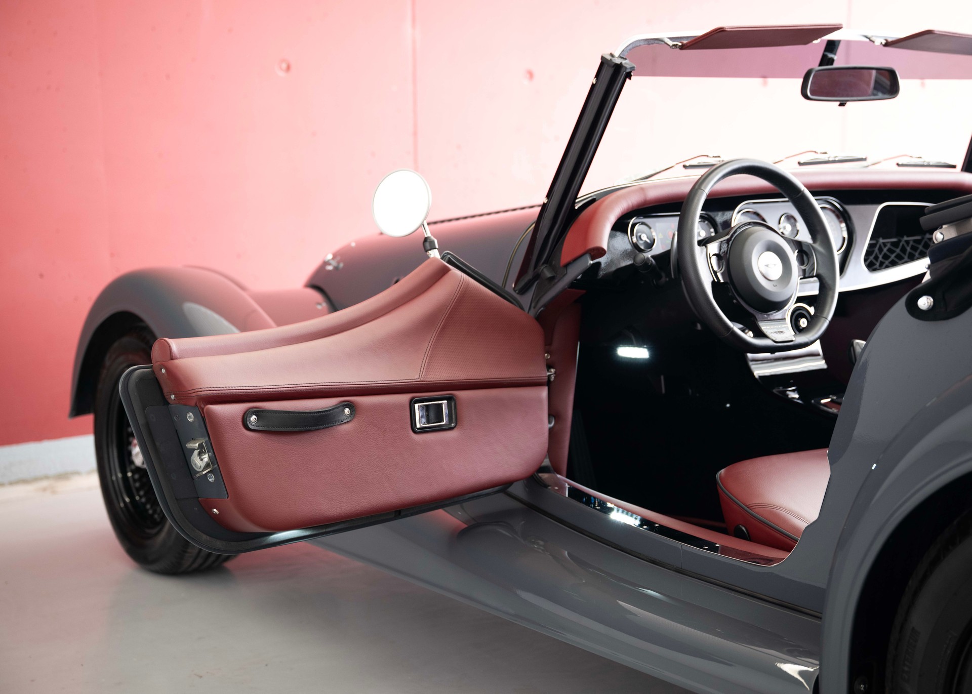 MORGAN Plus Four 2.0 (Swiss car, 1st hand, like new, BMW engine, automatic transmission)-image-30