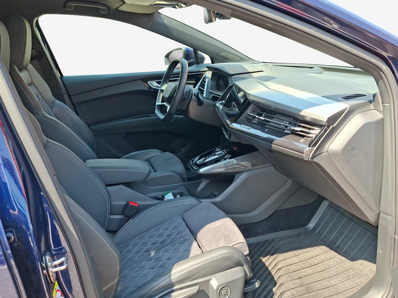 AUDI Q4 Sportback e-tron 50 quattro-image-14