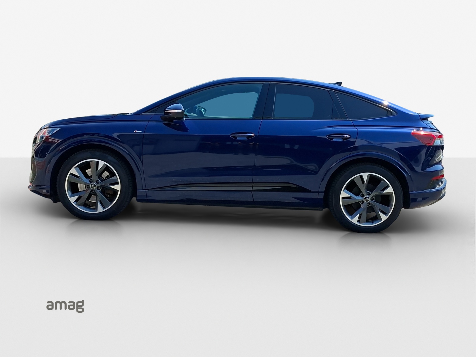 AUDI Q4 Sportback e-tron 50 quattro-image-1